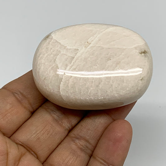 86.6g,2.1"x1.6"x0.9", Peach Moonstone Polished Palm-Stone Gemstone, B34752