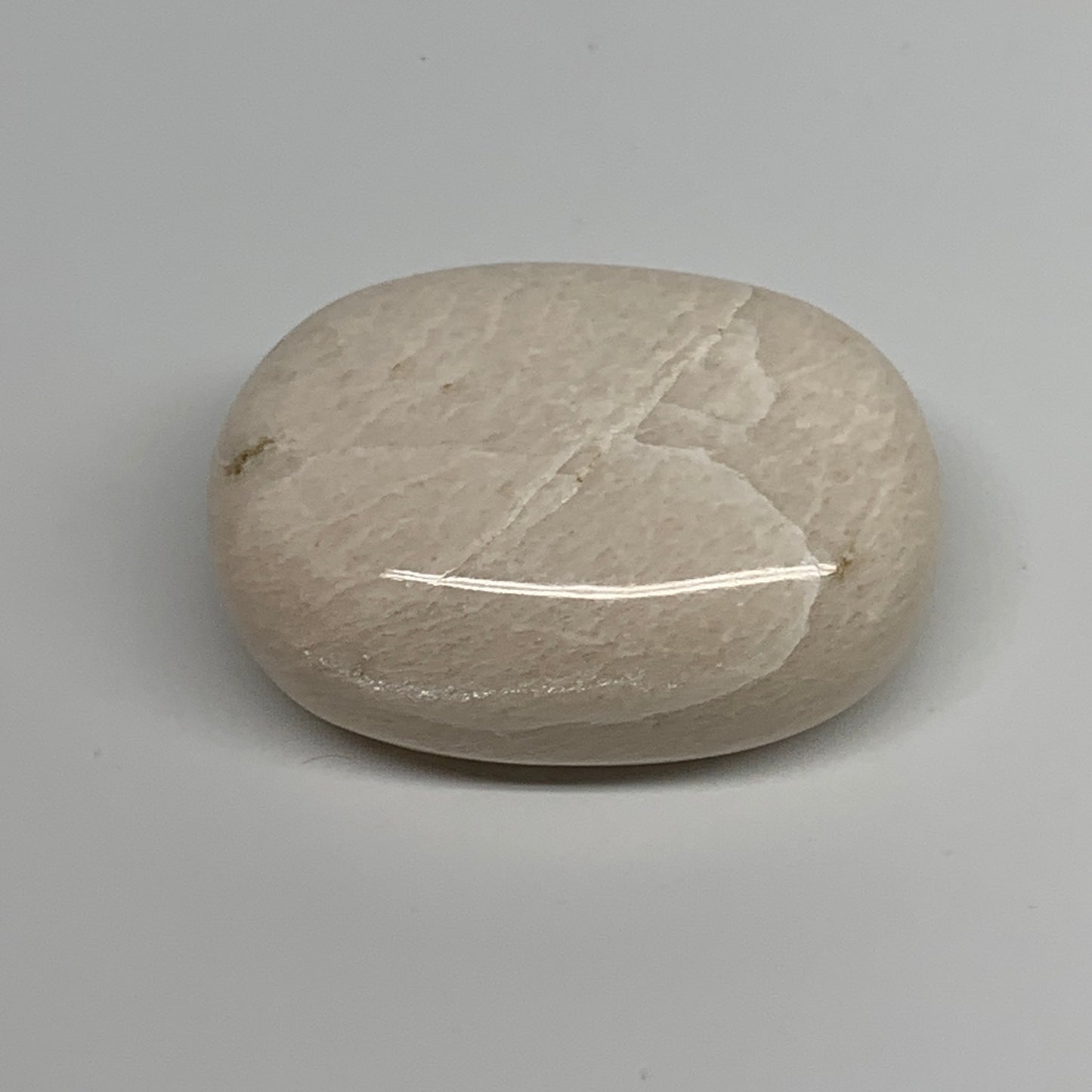 86.6g,2.1"x1.6"x0.9", Peach Moonstone Polished Palm-Stone Gemstone, B34752