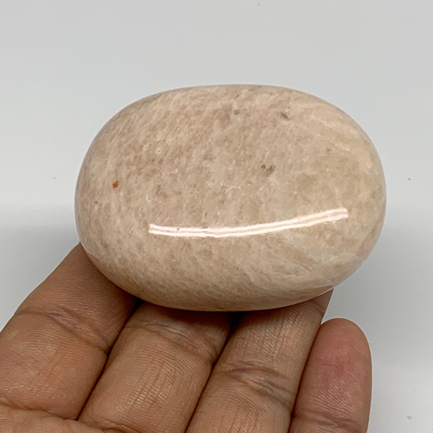 106.4g,2.3"x1.7"x1", Peach Moonstone Polished Palm-Stone Gemstone, B34754