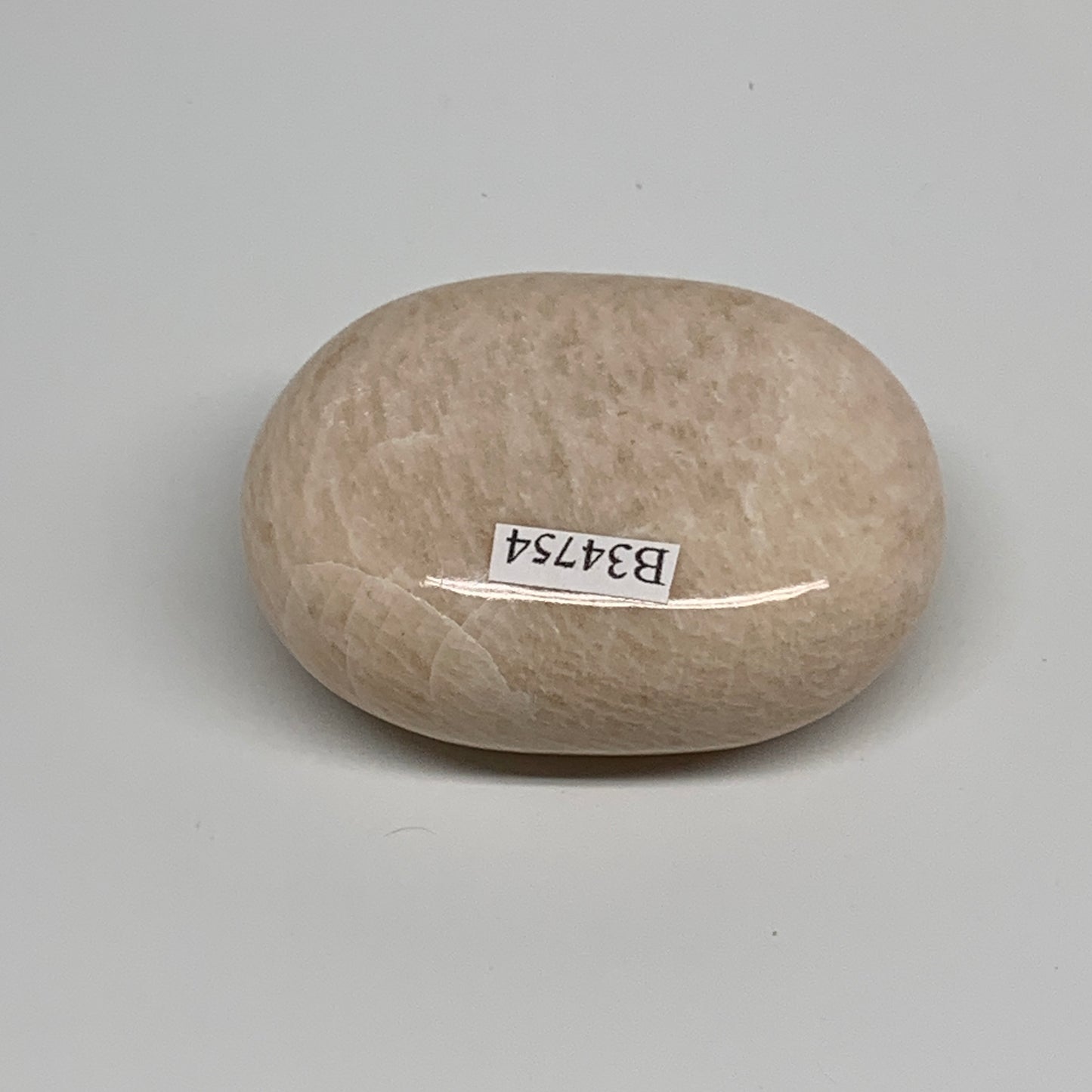 106.4g,2.3"x1.7"x1", Peach Moonstone Polished Palm-Stone Gemstone, B34754