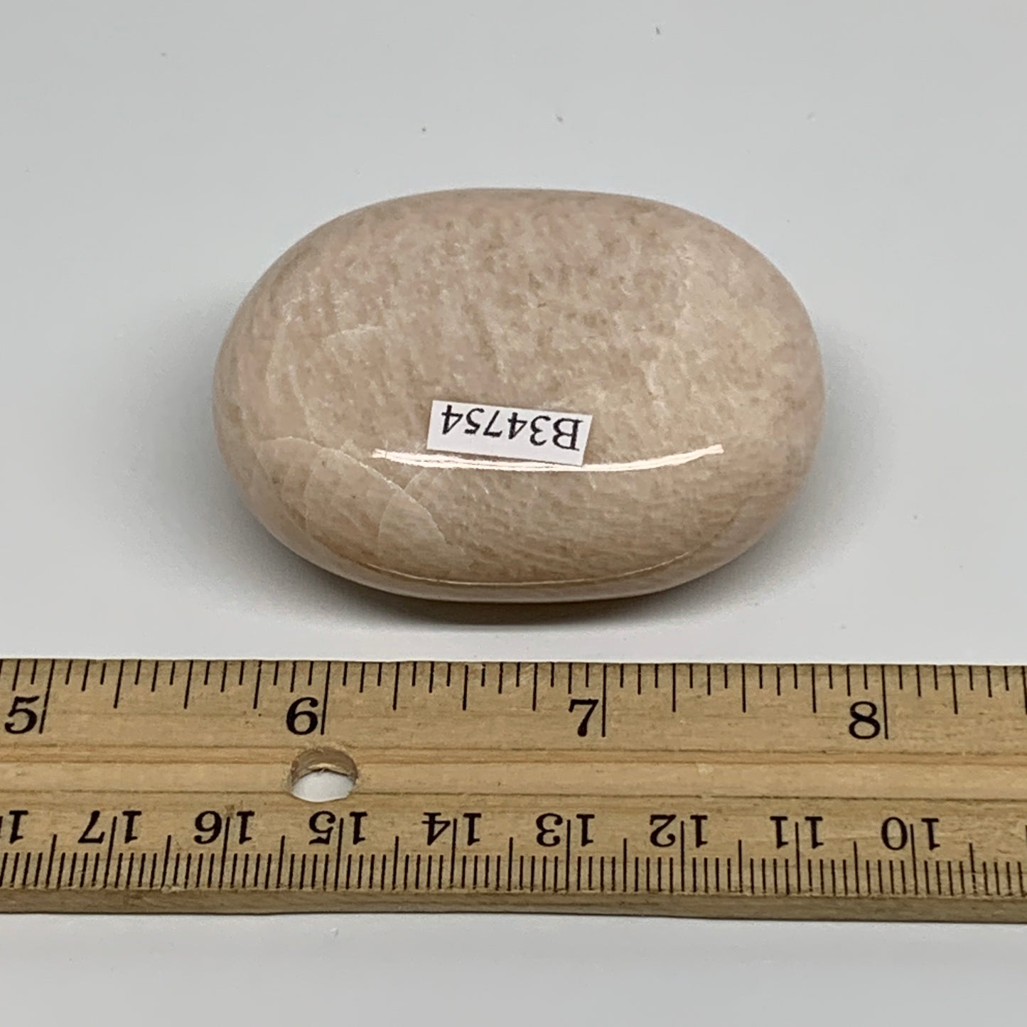 106.4g,2.3"x1.7"x1", Peach Moonstone Polished Palm-Stone Gemstone, B34754