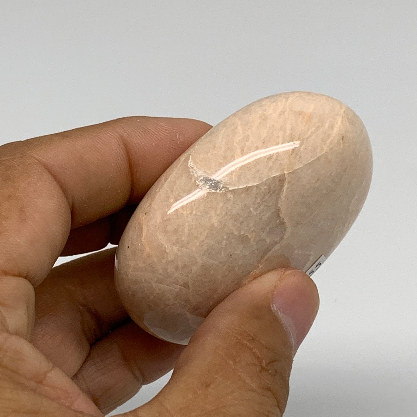 98.4g,2.3"x1.7"x1", Peach Moonstone Polished Palm-Stone Gemstone, B34755