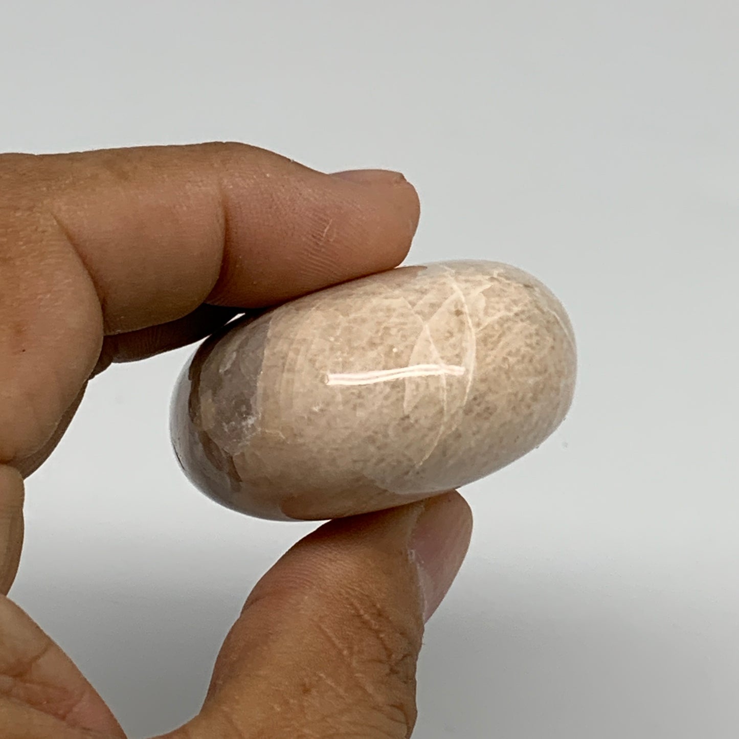 93.6g,2.3"x1.6"x0.9", Peach Moonstone Polished Palm-Stone Gemstone, B34756