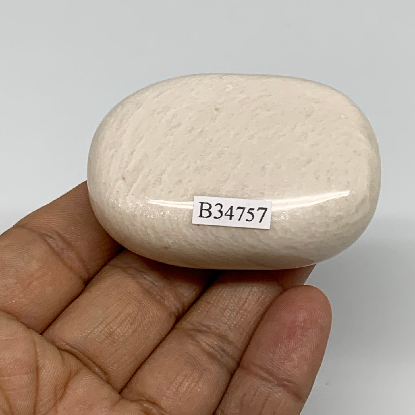 94.1g,2.3"x1.6"x0.9", Peach Moonstone Polished Palm-Stone Gemstone, B34757