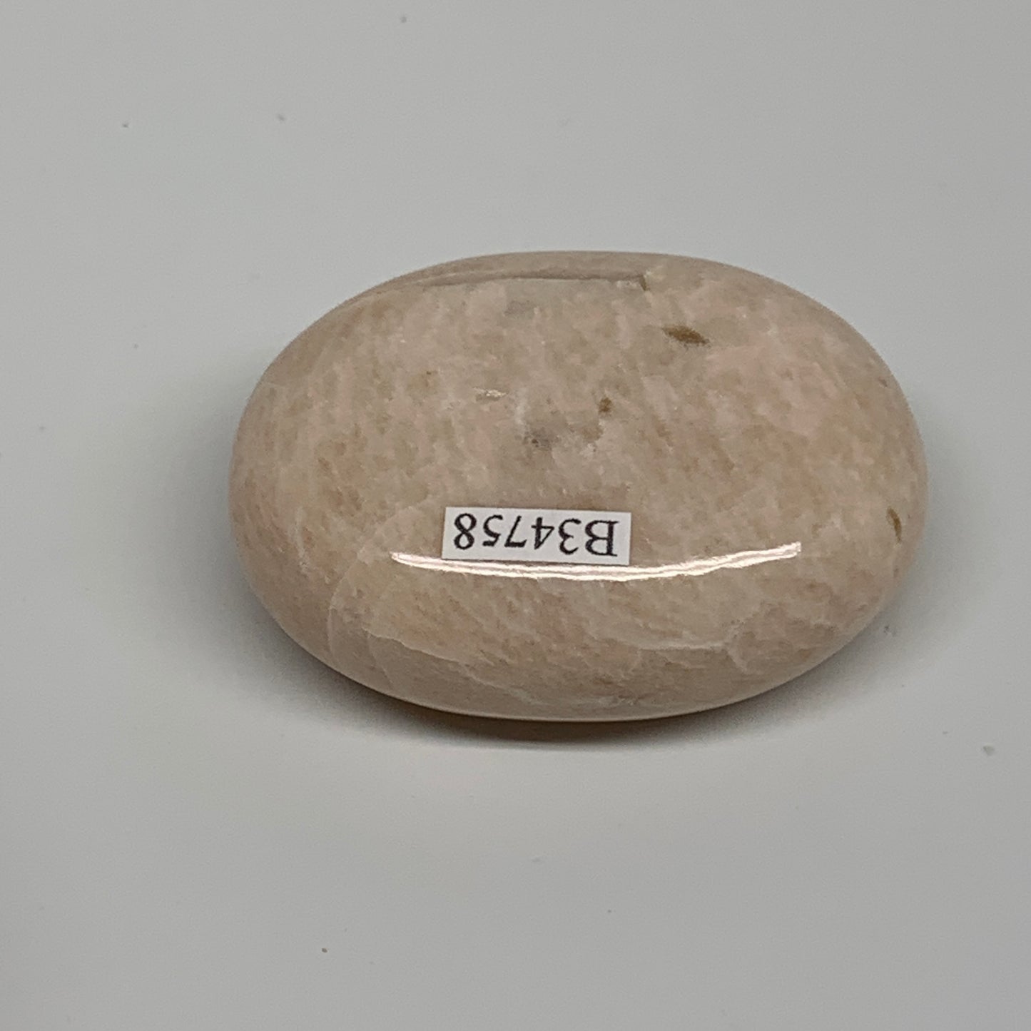 94.2g,2.3"x1.7"x0.9", Peach Moonstone Polished Palm-Stone Gemstone, B34758