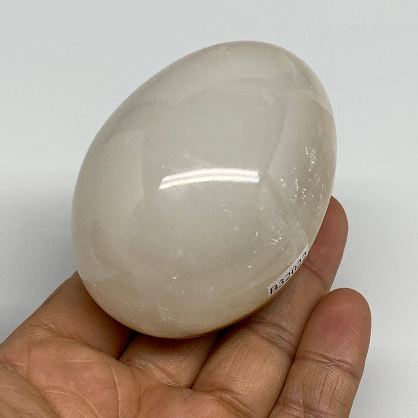 261g, 2.8"x2" Natural Green Onyx Egg Gemstone Mineral, from Pakistan, B32022