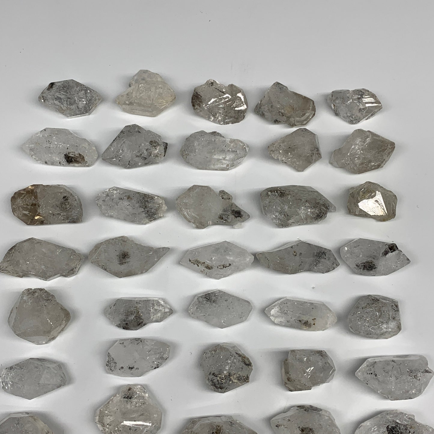 2.2 lb, 1.1"-1.9", 48 pcs, Window Quartz Crystal Terminated @Pakistan, B27495