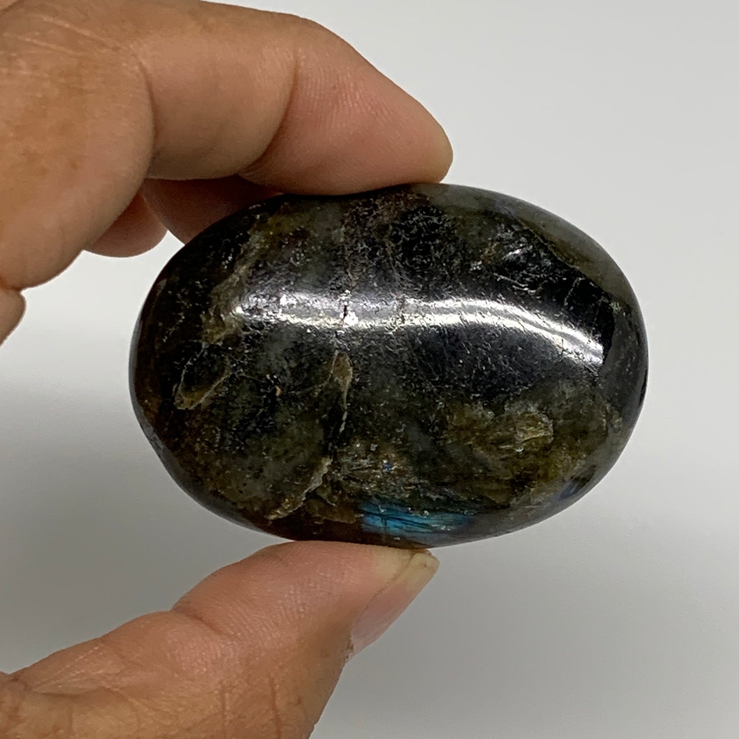 177.4g, 2"-2.2", 3pcs, Labradorite Palm-stone Polished Gemstone, B35526