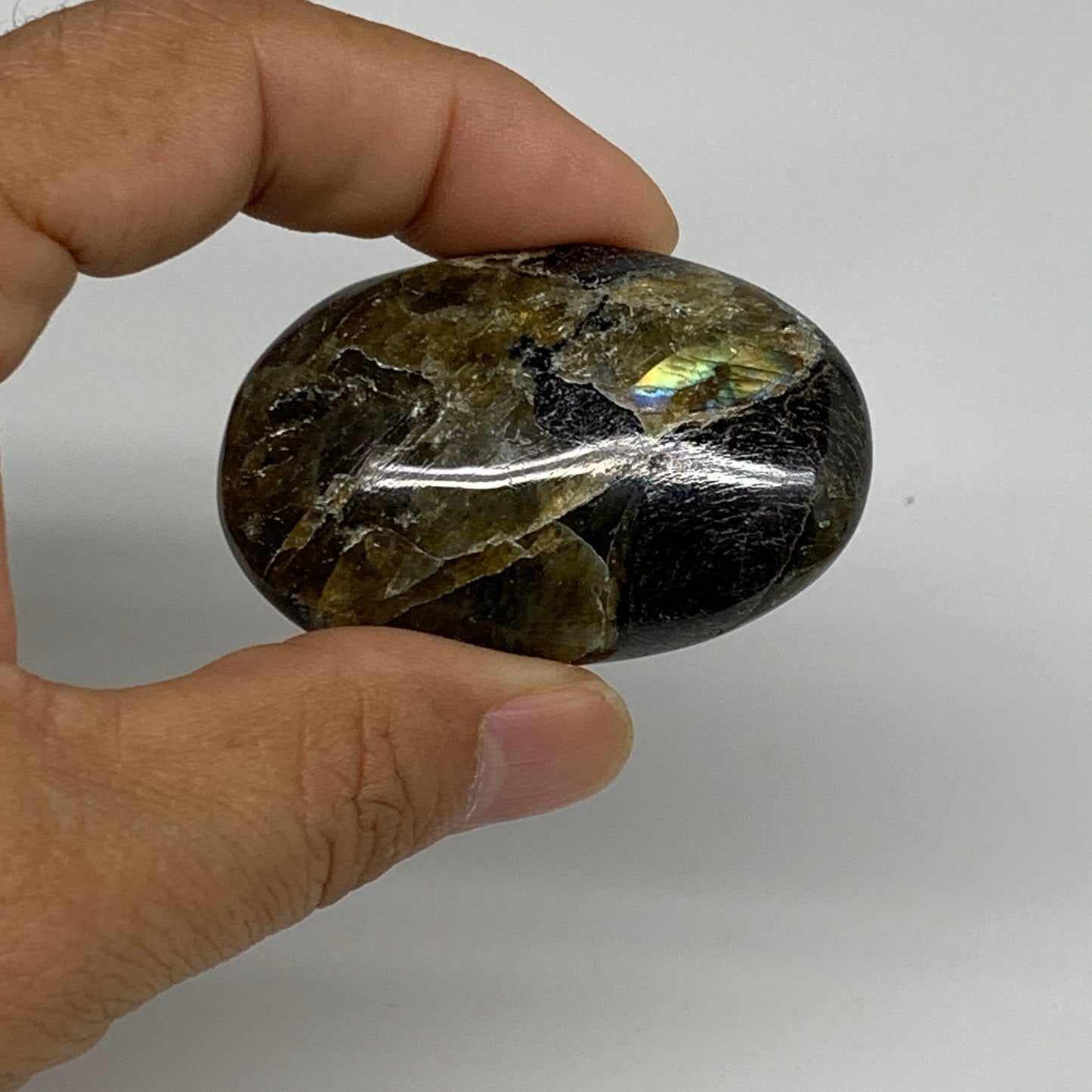 163.8g, 2"-2.1", 3pcs, Labradorite Palm-stone Polished Gemstone, B35527