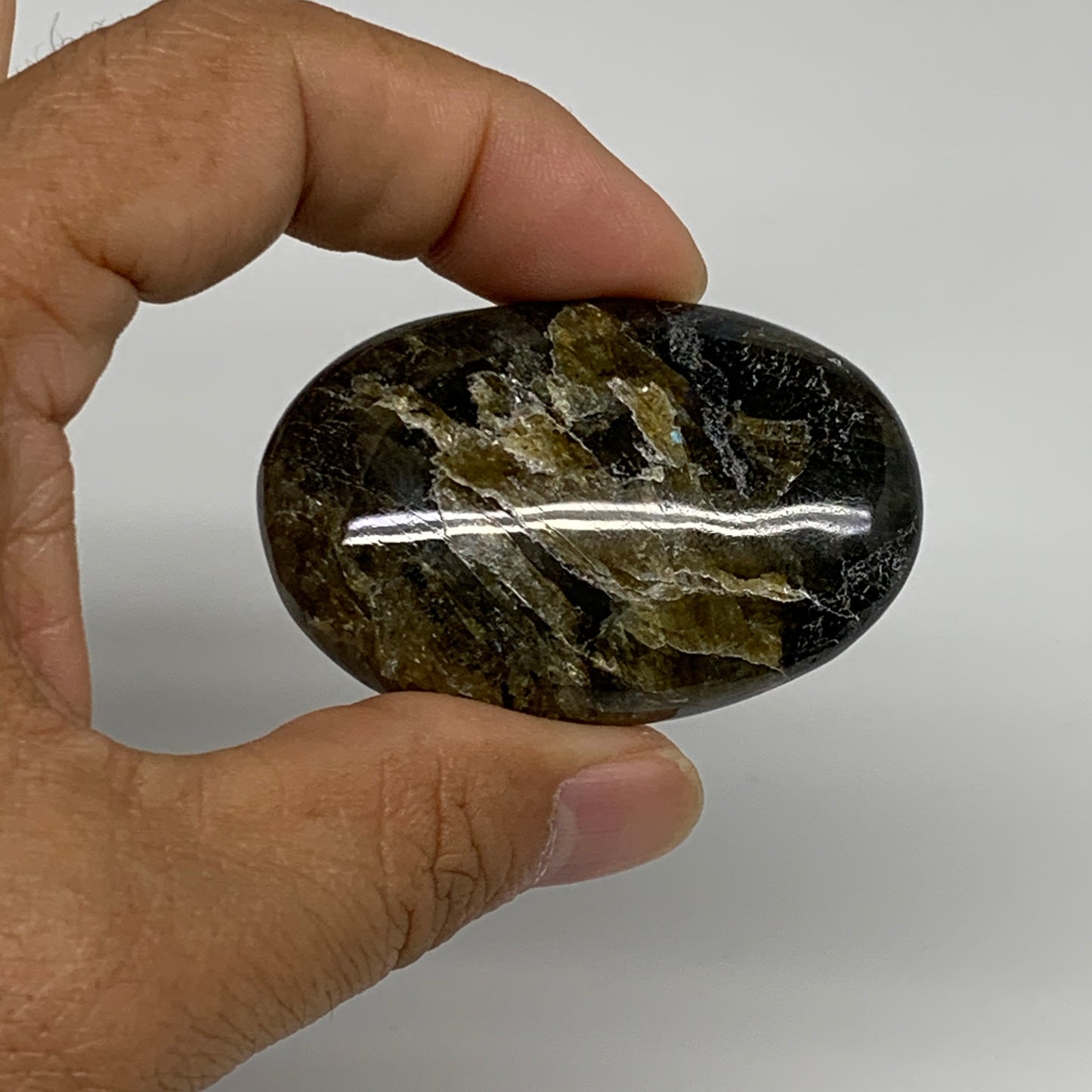 163.8g, 2"-2.1", 3pcs, Labradorite Palm-stone Polished Gemstone, B35527