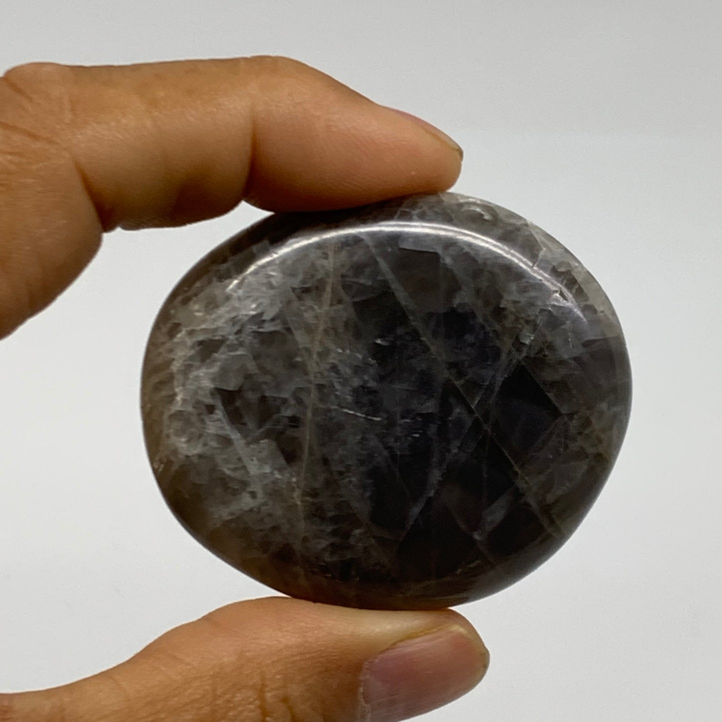 169.9g, 2"-2.3", 3pcs, Black Moonstone Crystal Palm-Stone Polished, B37801