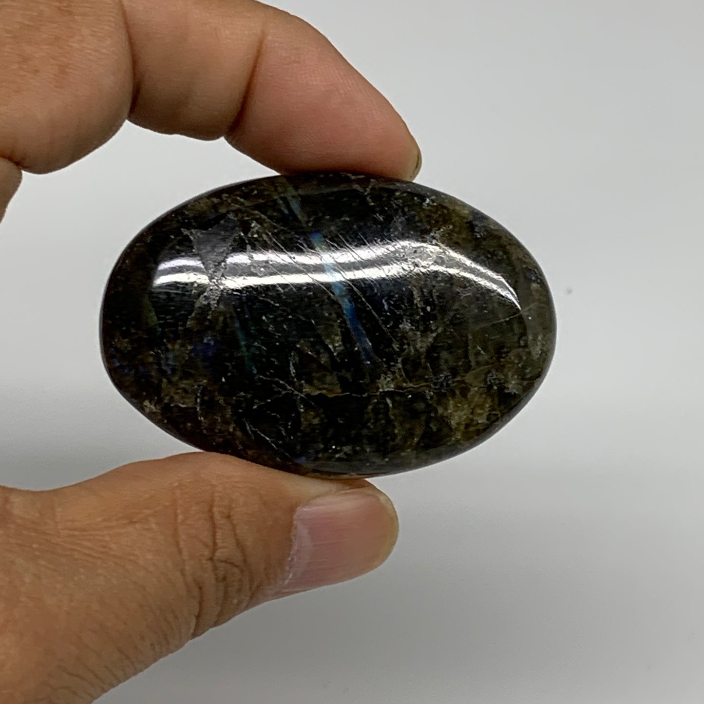 163.8g, 2"-2.1", 3pcs, Labradorite Palm-stone Polished Gemstone, B35527