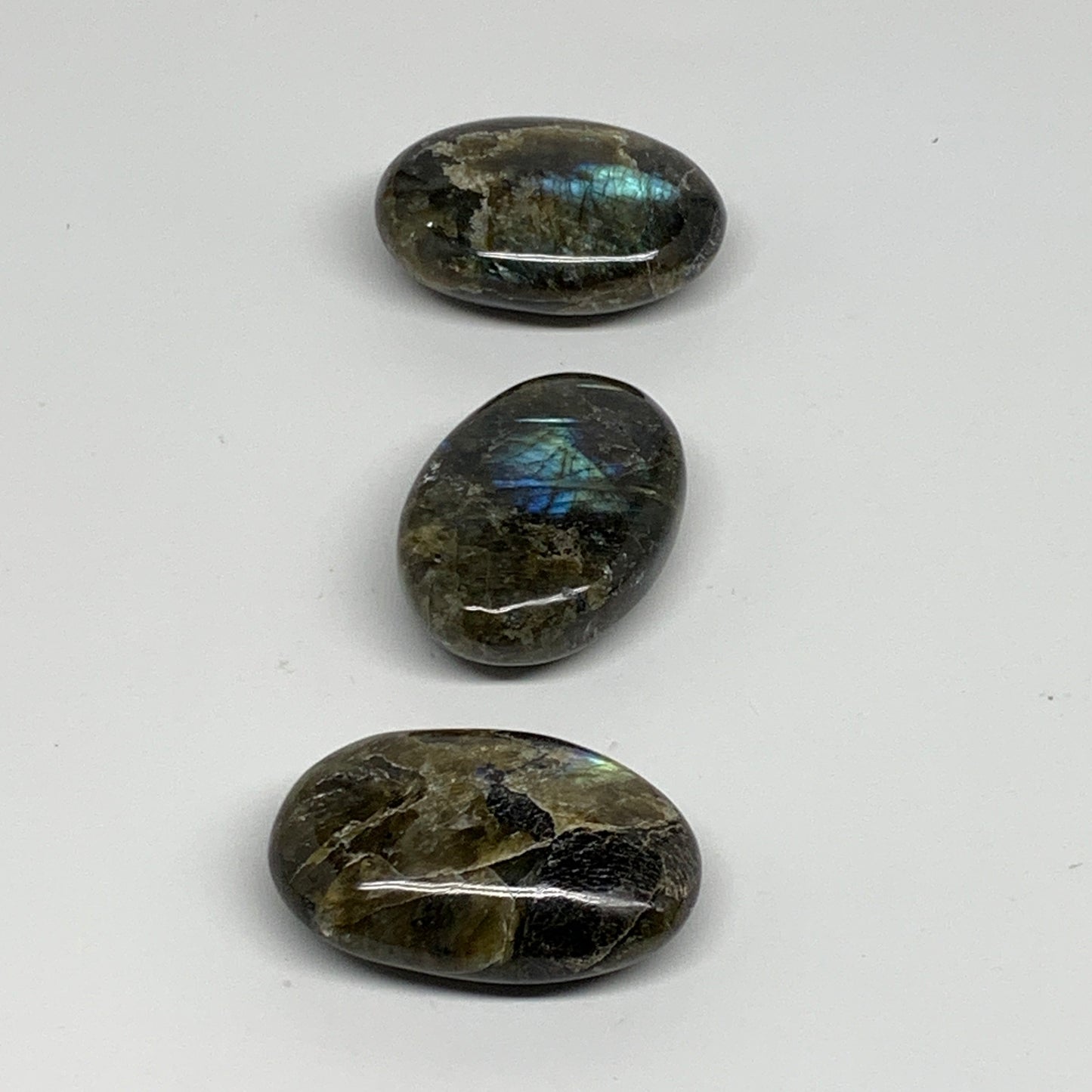 163.8g, 2"-2.1", 3pcs, Labradorite Palm-stone Polished Gemstone, B35527