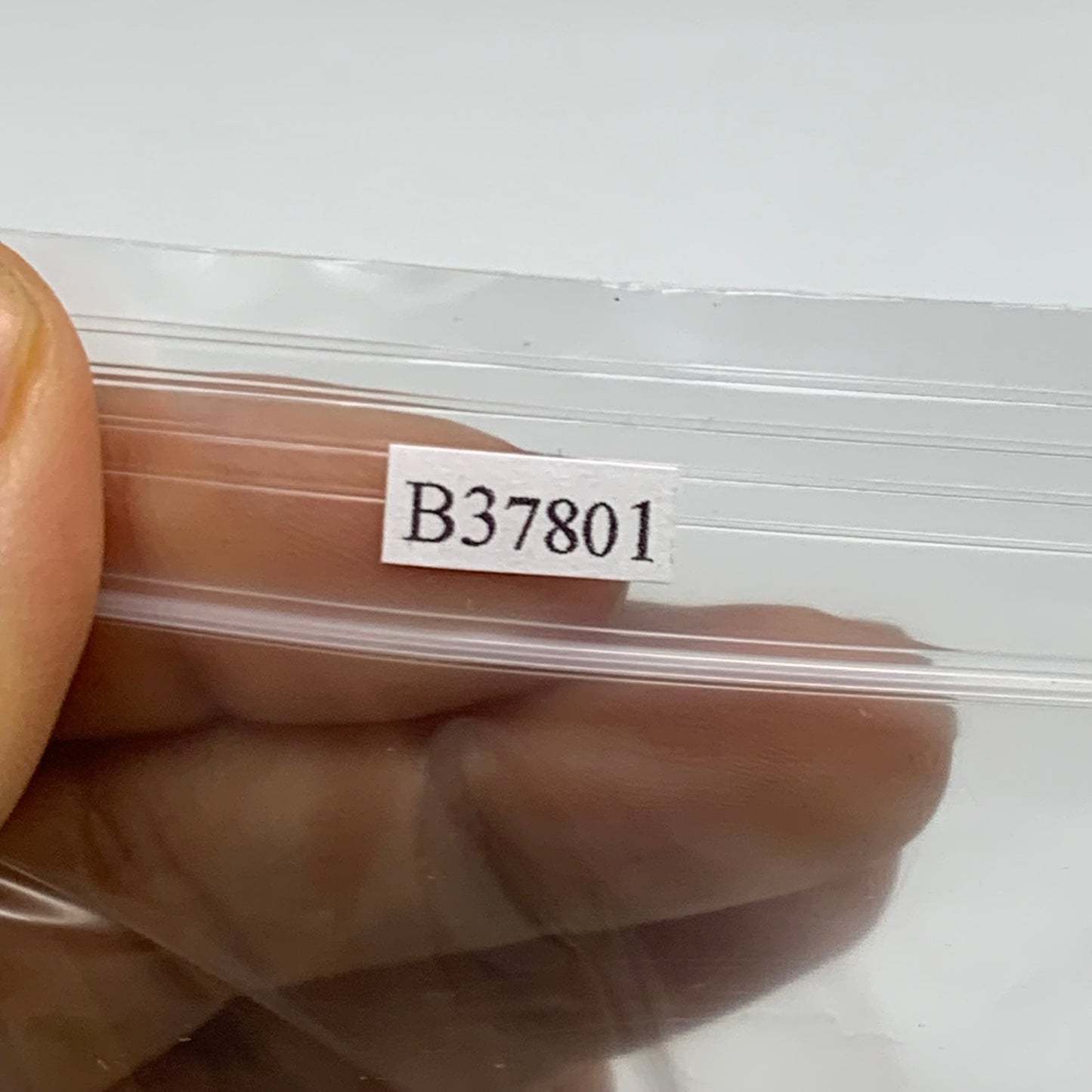 169.9g, 2"-2.3", 3pcs, Black Moonstone Crystal Palm-Stone Polished, B37801