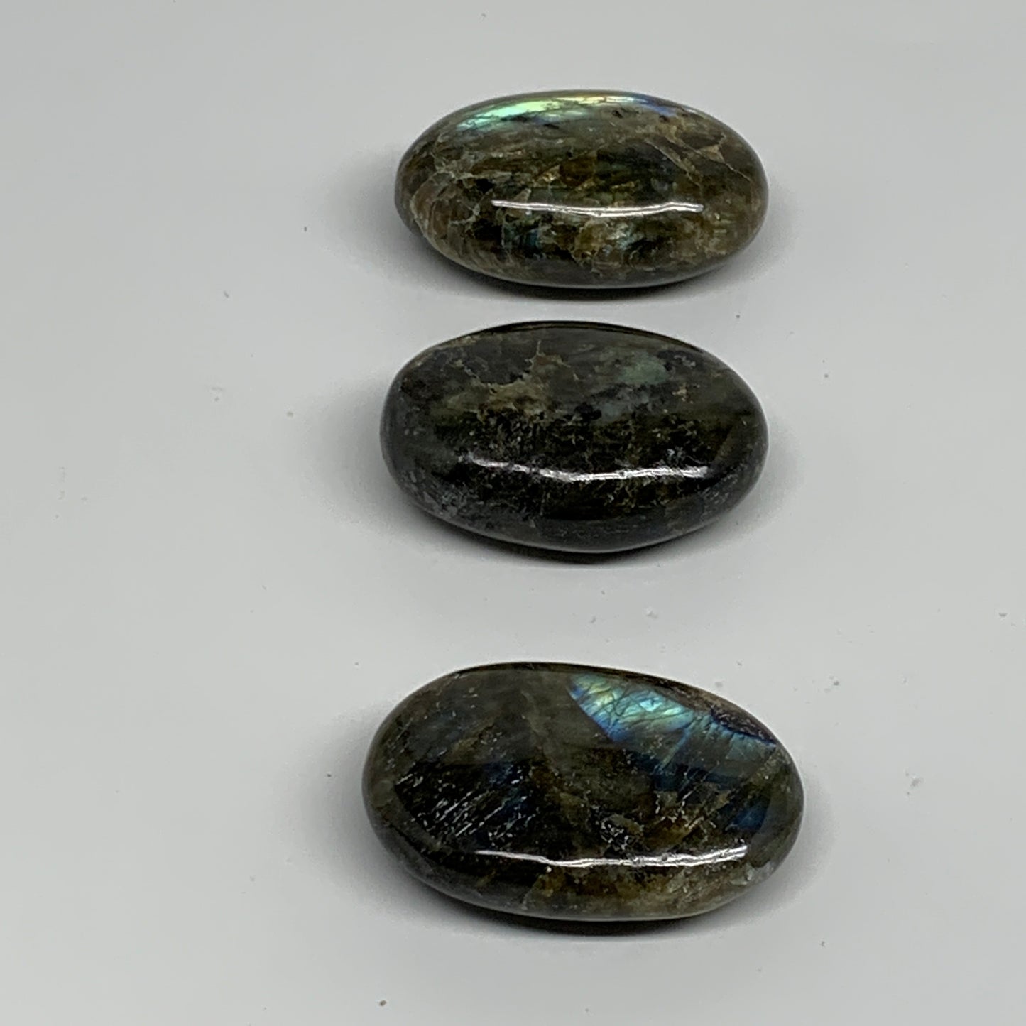 169.9g, 2"-2.1", 3pcs, Labradorite Palm-stone Polished Gemstone, B35528