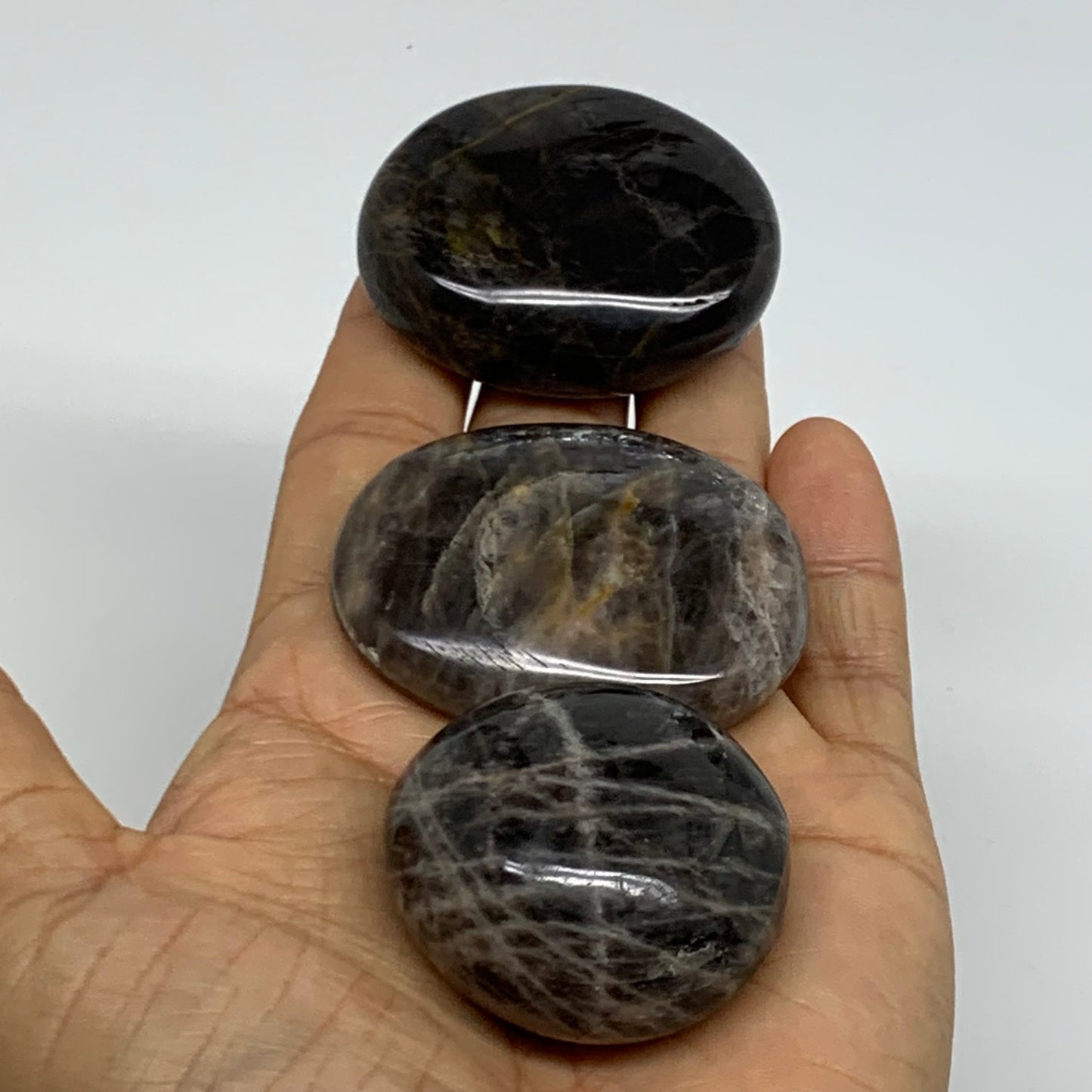 165.6g, 1.6"-2", 3pcs, Black Moonstone Crystal Palm-Stone Polished, B37803