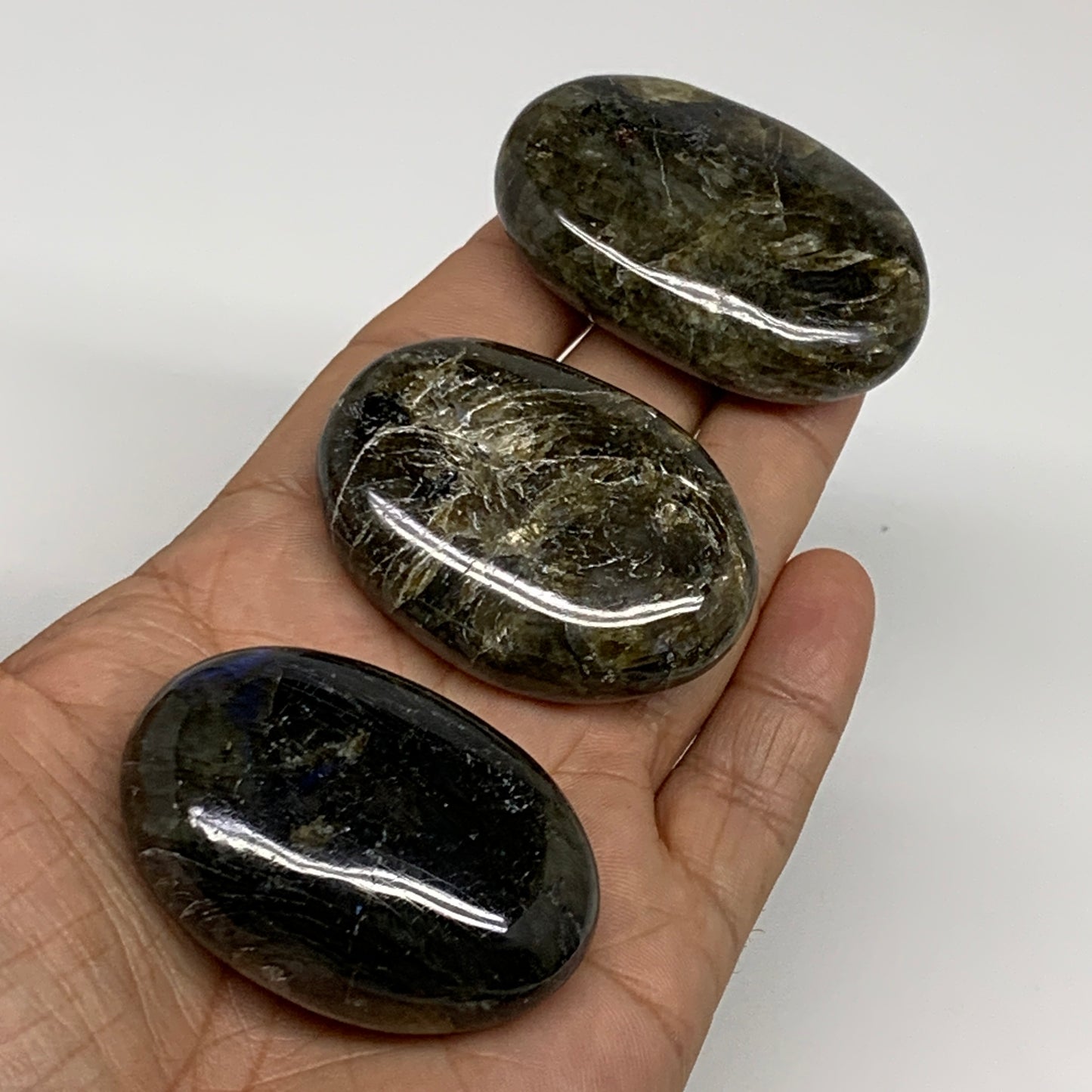 161.2g, 2"-2.1", 3pcs, Labradorite Palm-stone Polished Gemstone, B35529