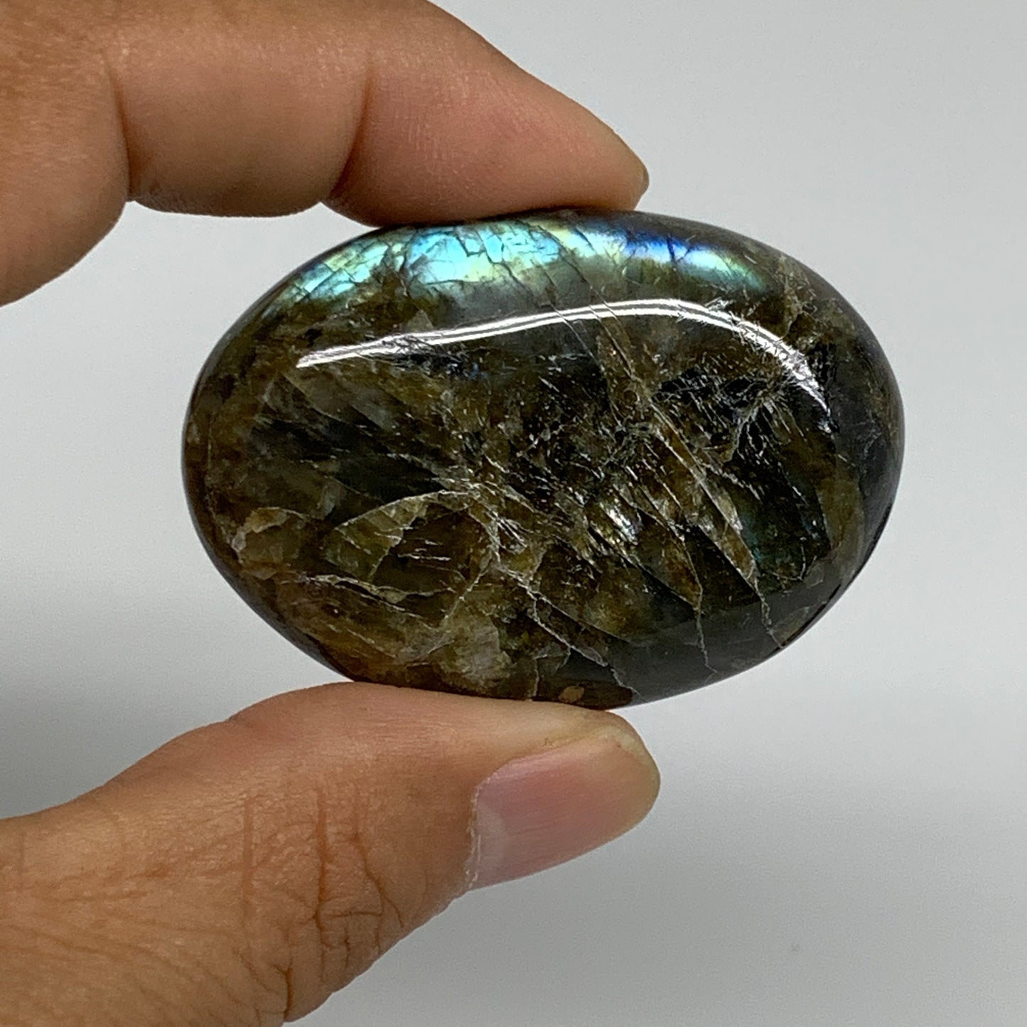 161.2g, 2"-2.1", 3pcs, Labradorite Palm-stone Polished Gemstone, B35529