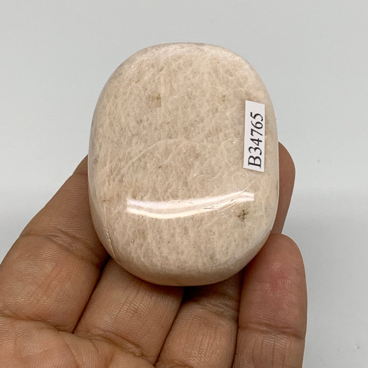 87g,2.1"x1.6"x0.9", Peach Moonstone Polished Palm-Stone Gemstone, B34765