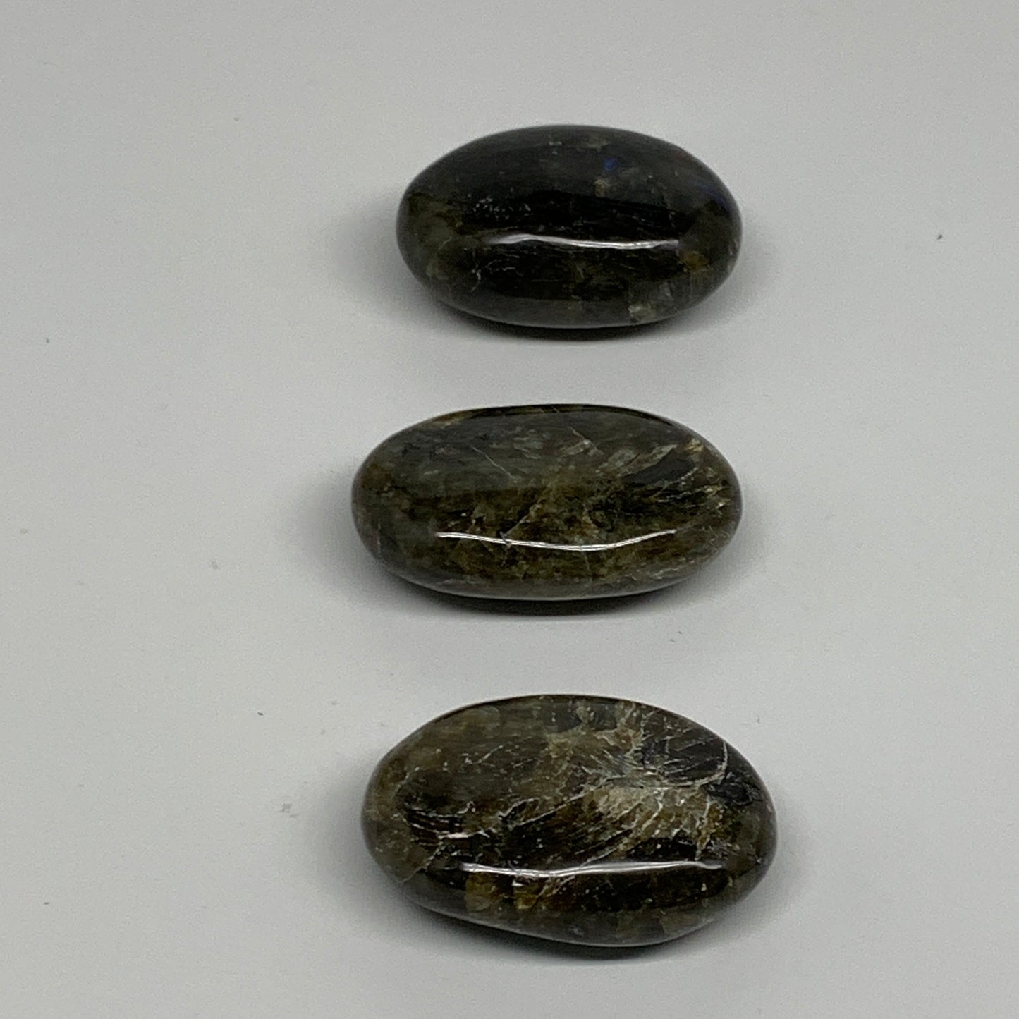 161.2g, 2"-2.1", 3pcs, Labradorite Palm-stone Polished Gemstone, B35529