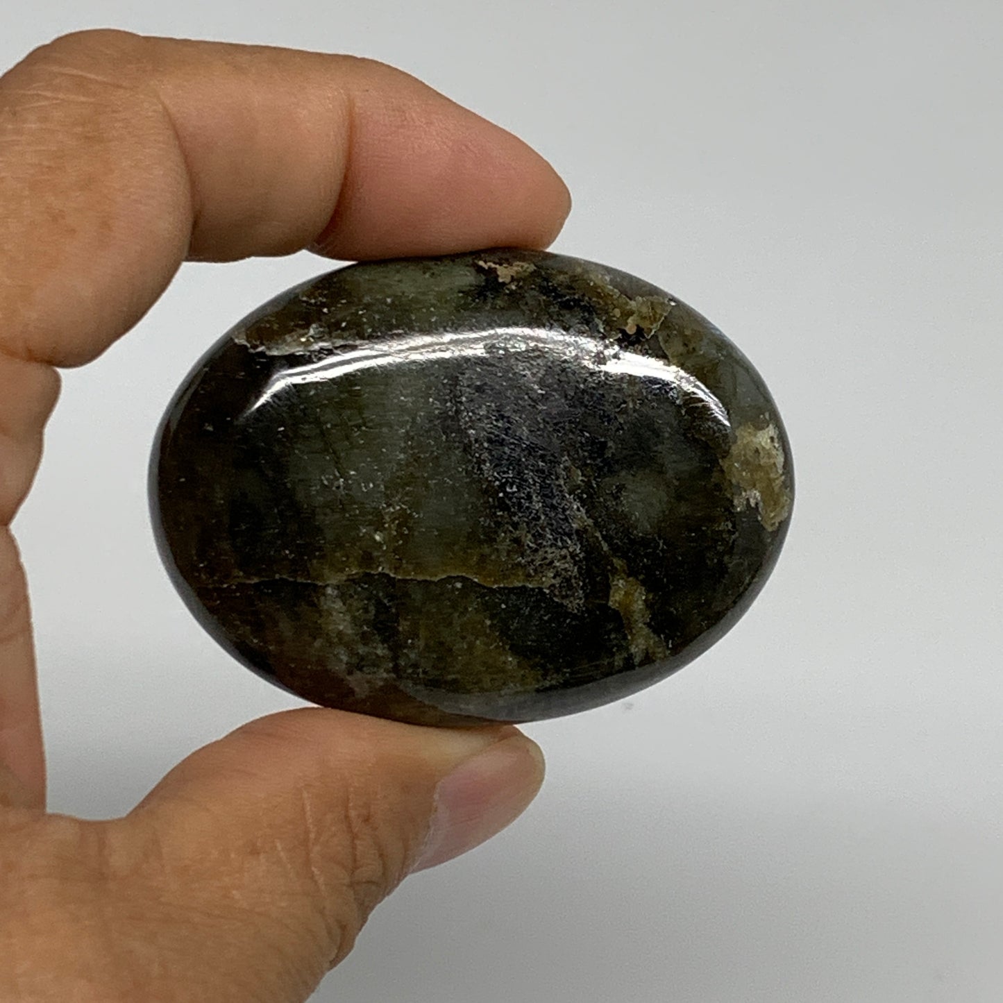 163.9g, 2"-2.1", 3pcs, Labradorite Palm-stone Polished Gemstone, B35531