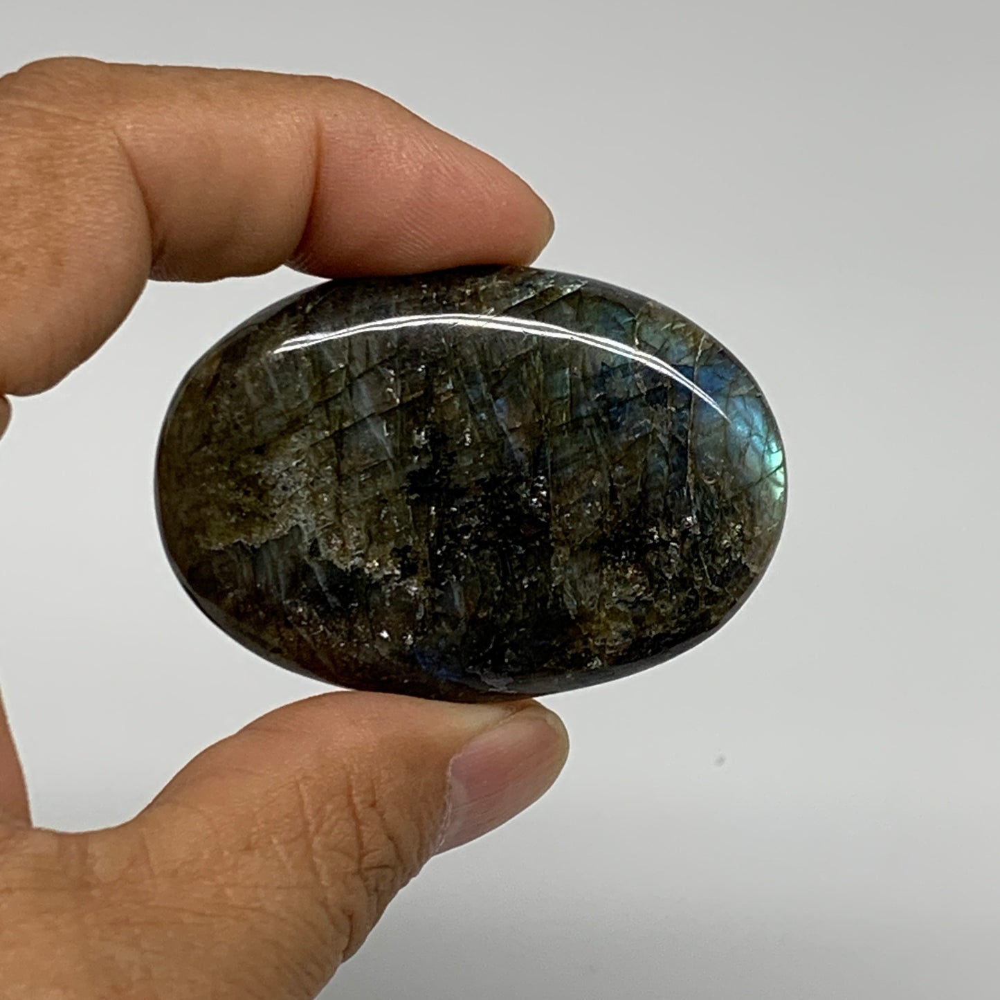 163.9g, 2"-2.1", 3pcs, Labradorite Palm-stone Polished Gemstone, B35531