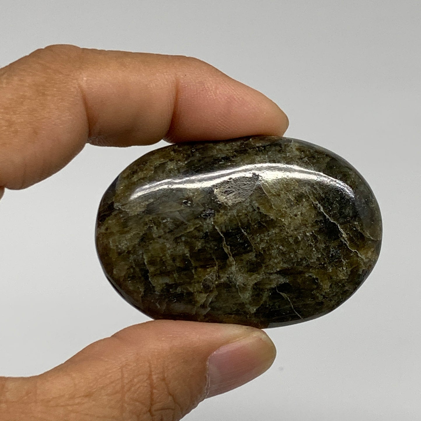 163.9g, 2"-2.1", 3pcs, Labradorite Palm-stone Polished Gemstone, B35531