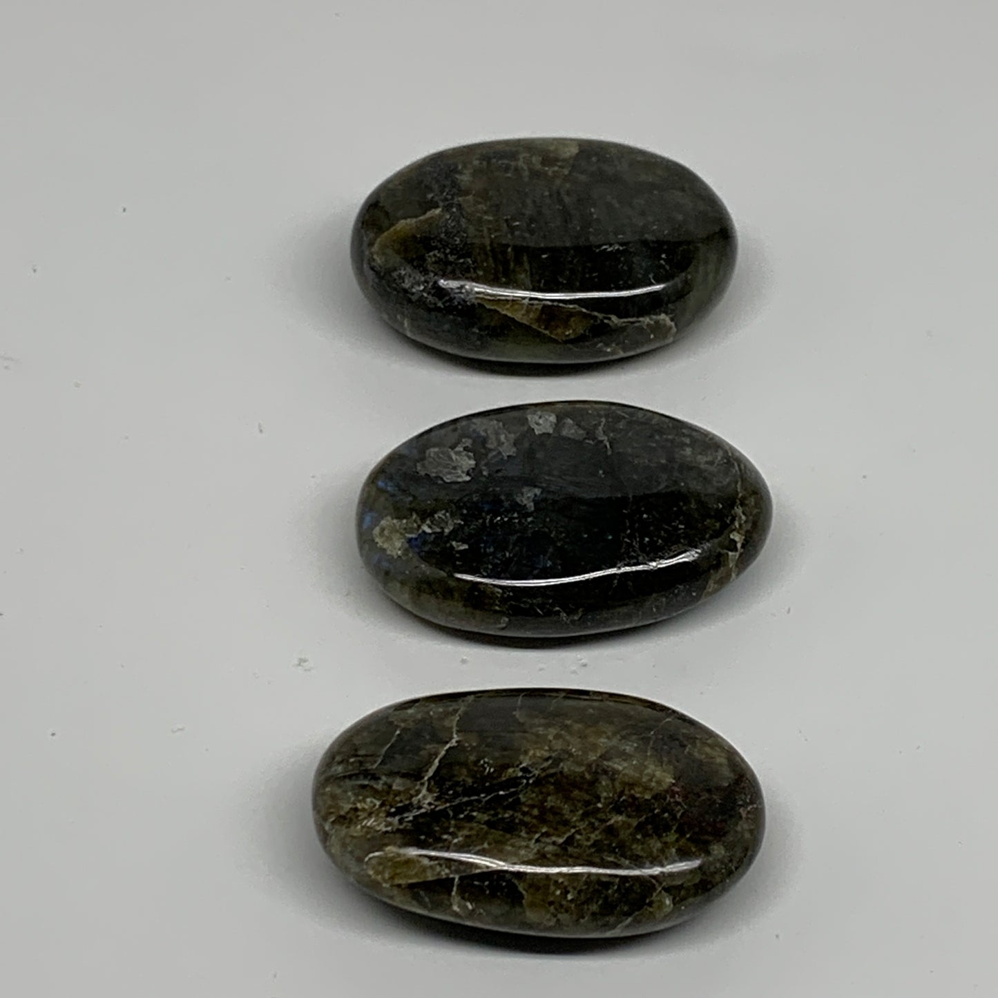 163.9g, 2"-2.1", 3pcs, Labradorite Palm-stone Polished Gemstone, B35531
