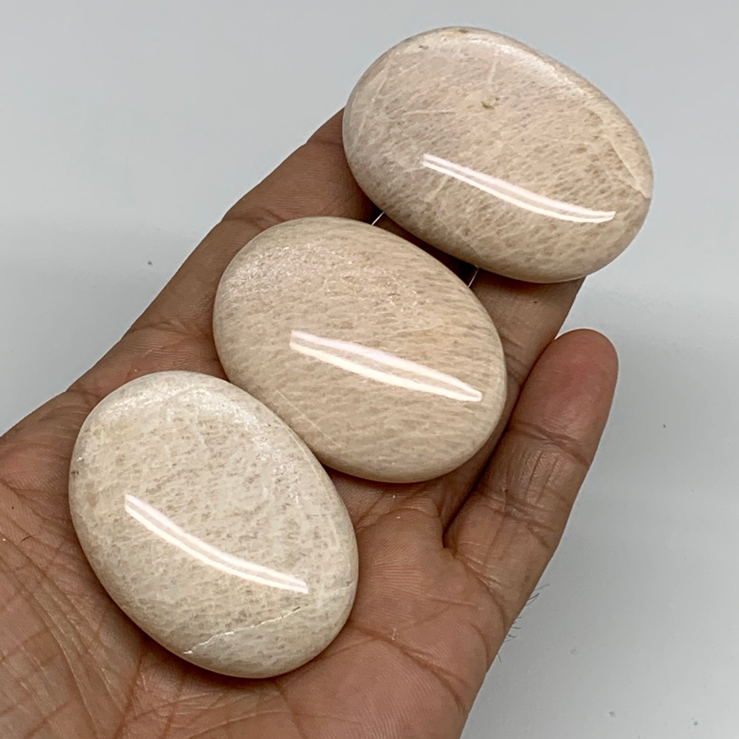 145.2g,1.9"-2", 3pcs, Peach Moonstone Polished Palm-Stone Gemstone, B34768
