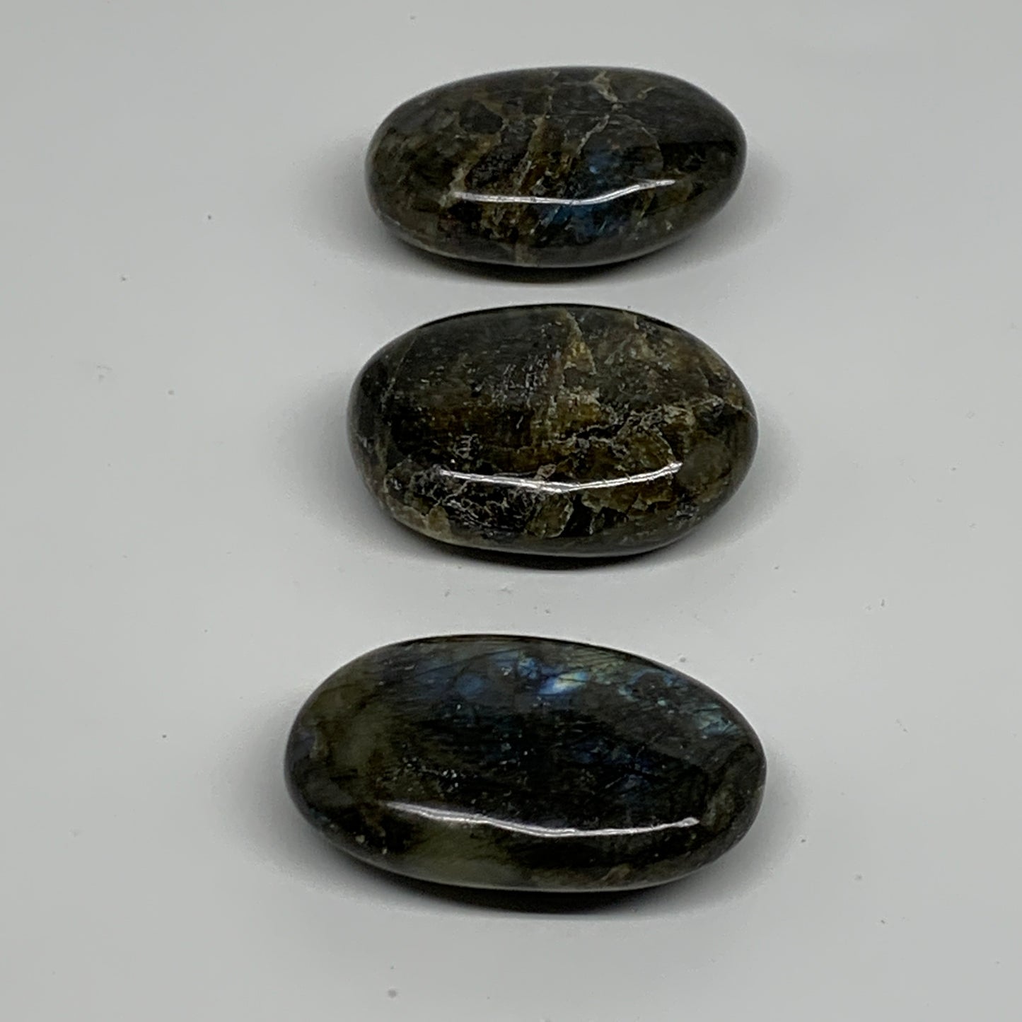 191.8g, 2.1"-2.2", 3pcs, Labradorite Palm-stone Polished Gemstone, B35532