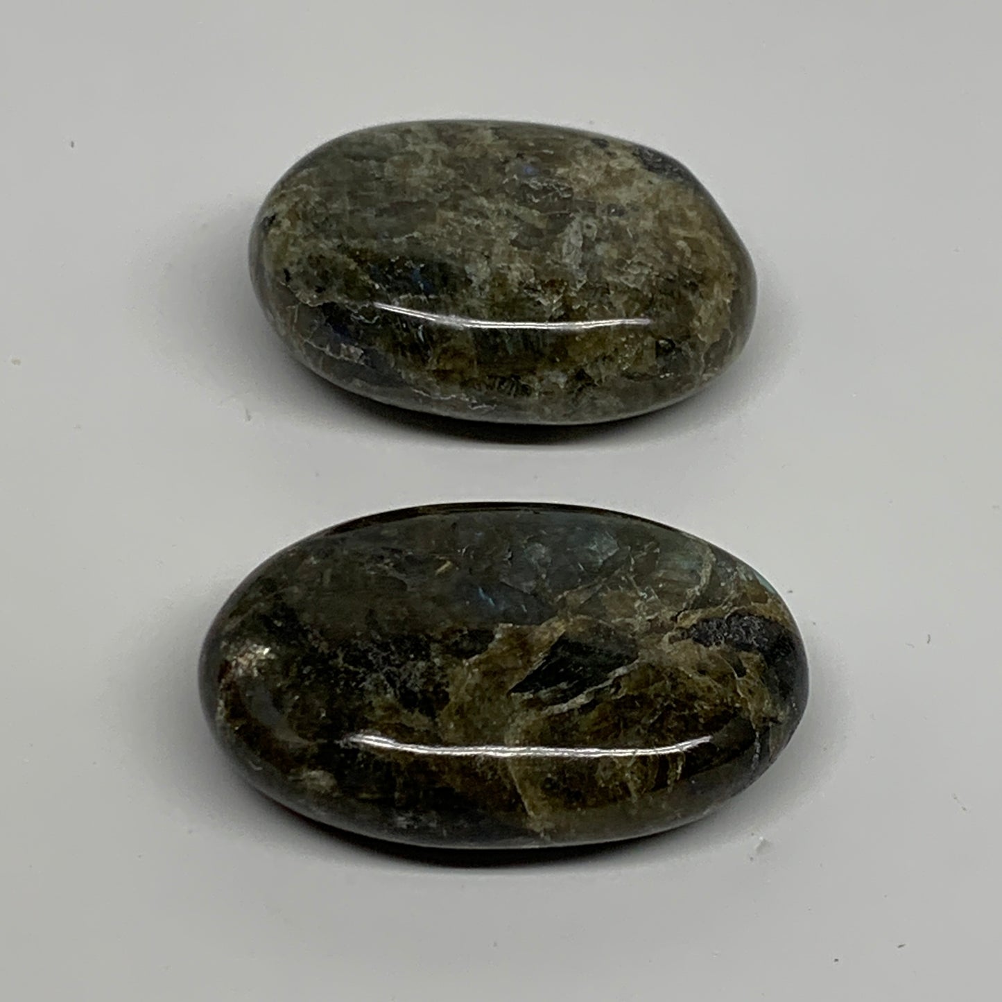 145.7g, 2.2"-2.3", 2pcs, Labradorite Palm-stone Polished Gemstone, B35535