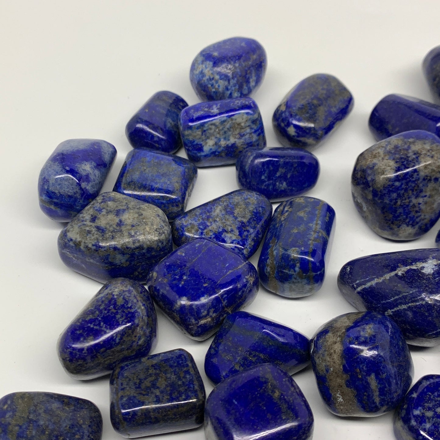 2.2 lb, 0.7"-1.5", 44 pcs, Lapis Lazuli Tumbled Stone Polished, B36974