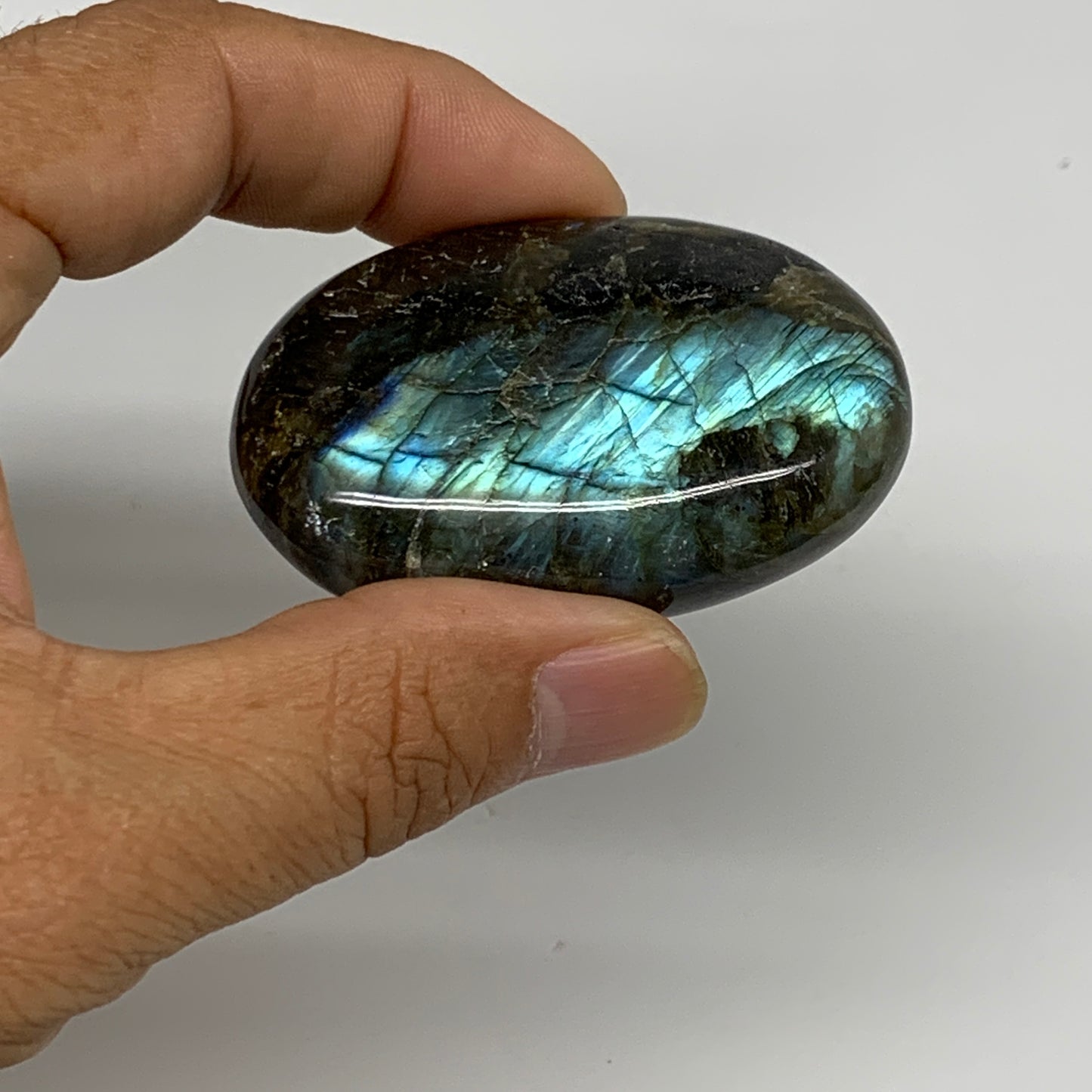 180g, 2.1"-2.3", 3pcs, Labradorite Palm-stone Polished Gemstone, B35537