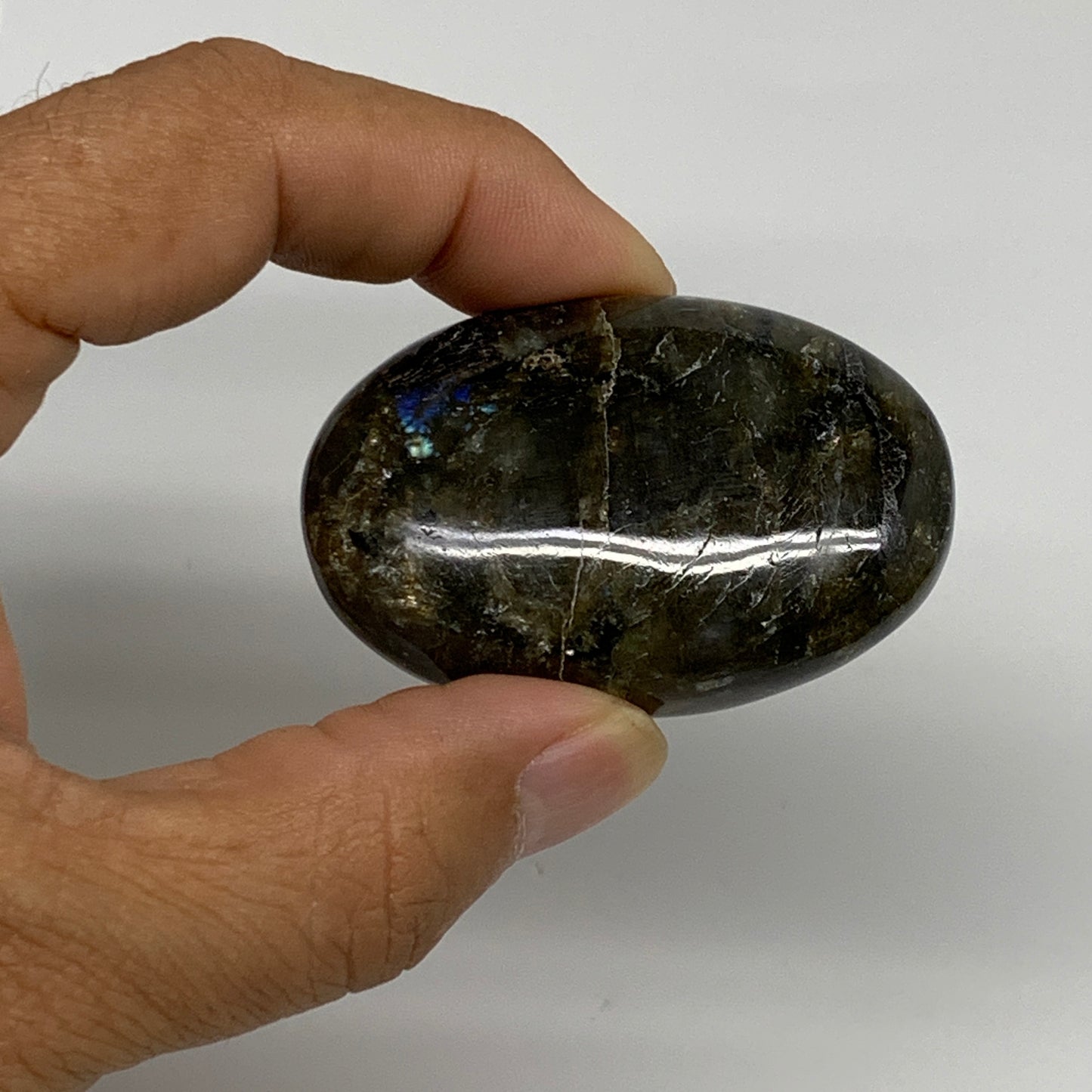 180g, 2.1"-2.3", 3pcs, Labradorite Palm-stone Polished Gemstone, B35537