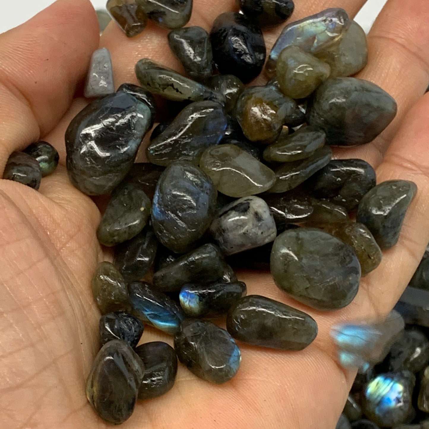 2.2 lbs, 0.4"-0.7", Small Labradorite Gravel, Chips, Tumbled Crystal Stones, Tin