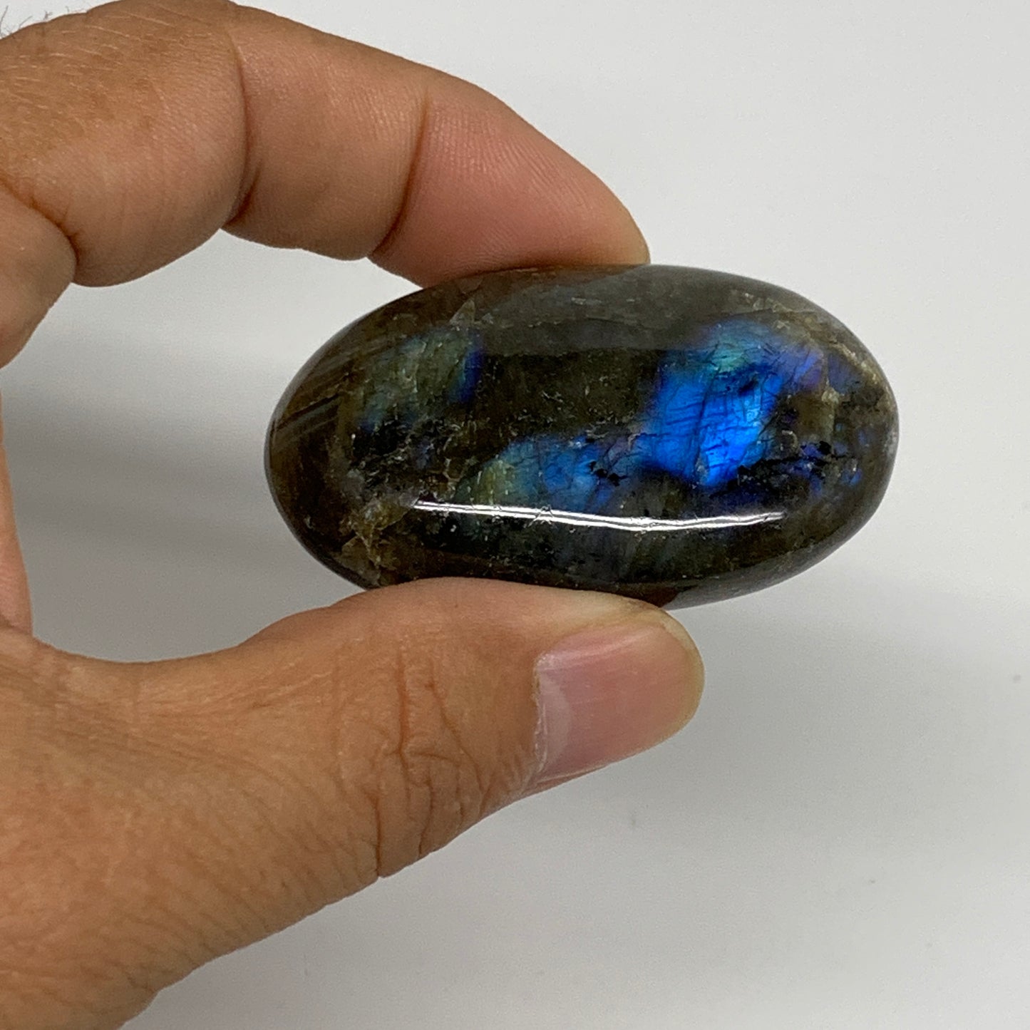 158.4g, 2"-2.1", 3pcs, Labradorite Palm-stone Polished Gemstone, B35538