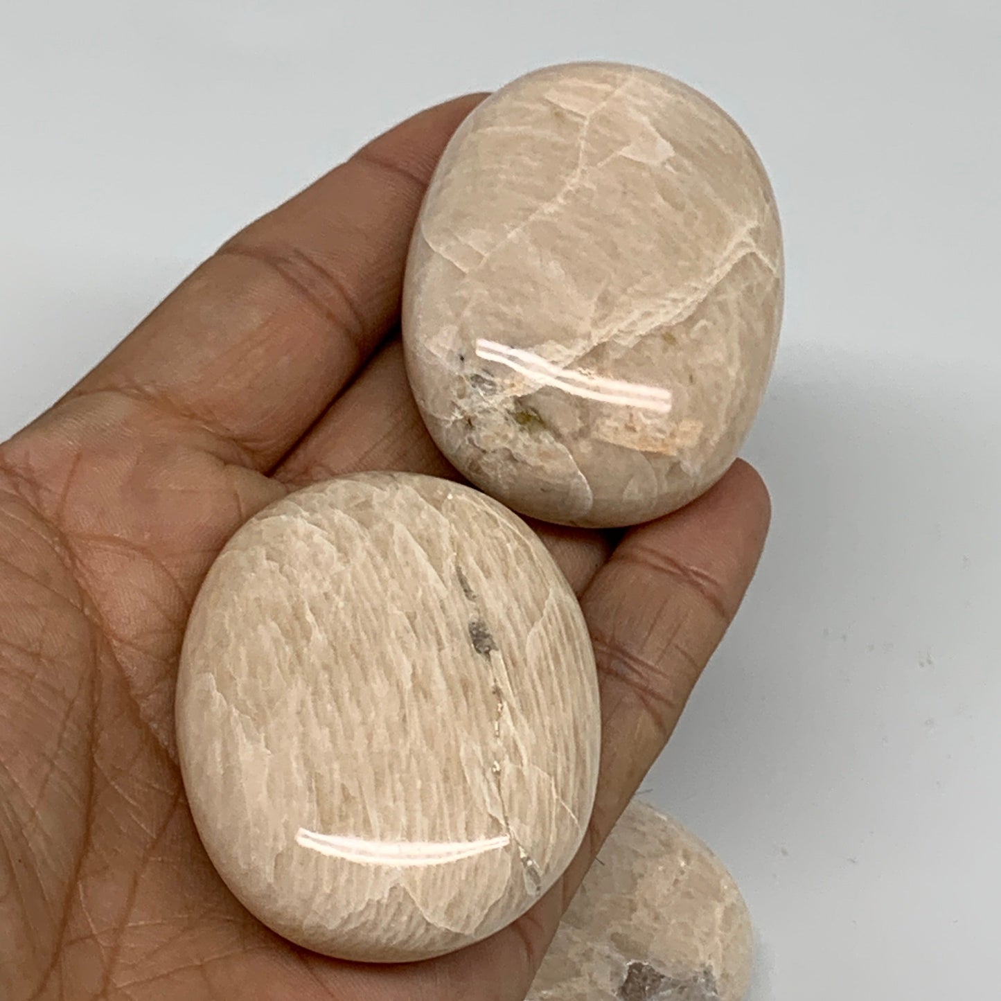 2.49 lbs (1130 Grams), 2"-2.3", 16pcs, Peach/White Moonstone Palm-Stone, B34779