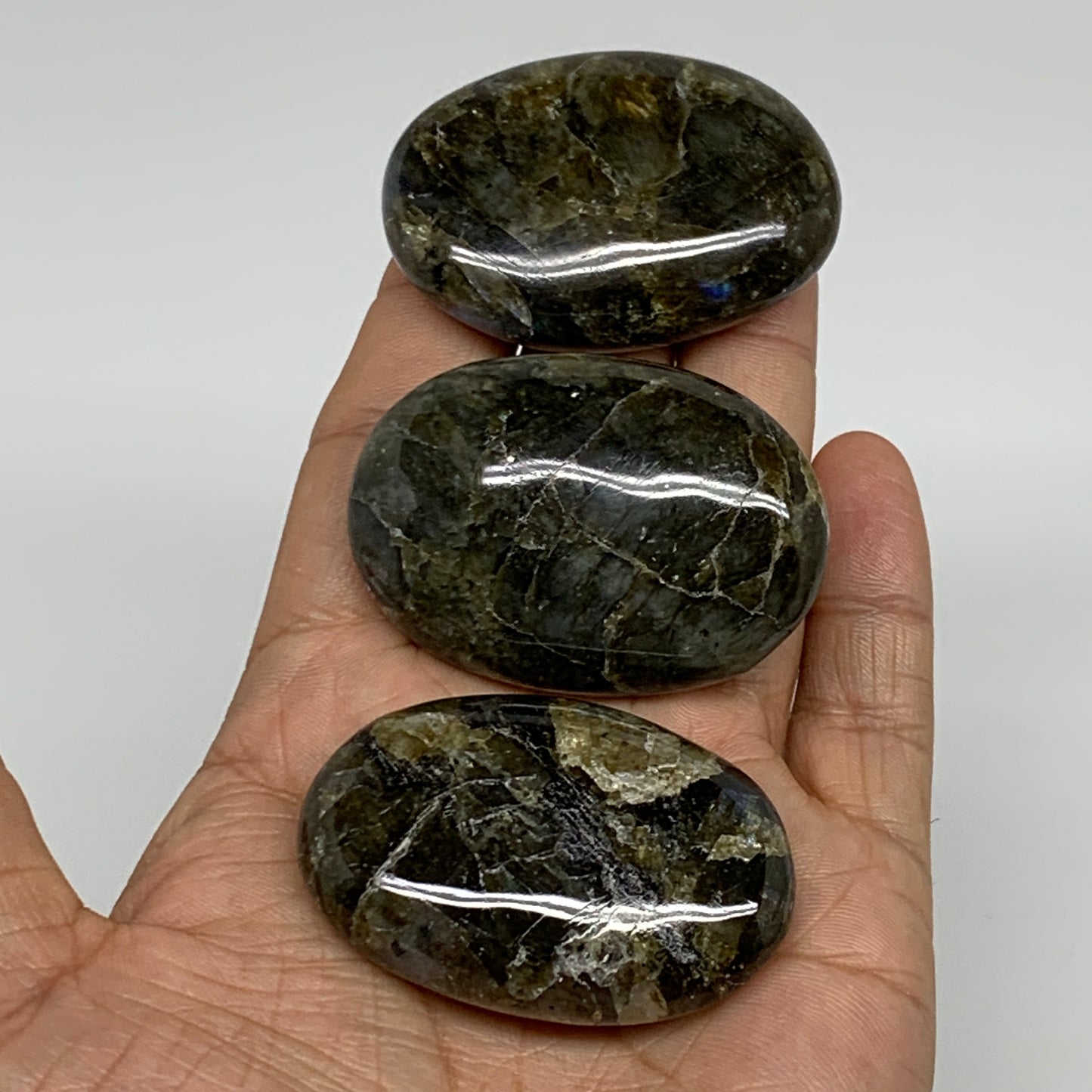 127.4g, 2"-2", 3pcs, Labradorite Palm-stone Polished Gemstone, B35541