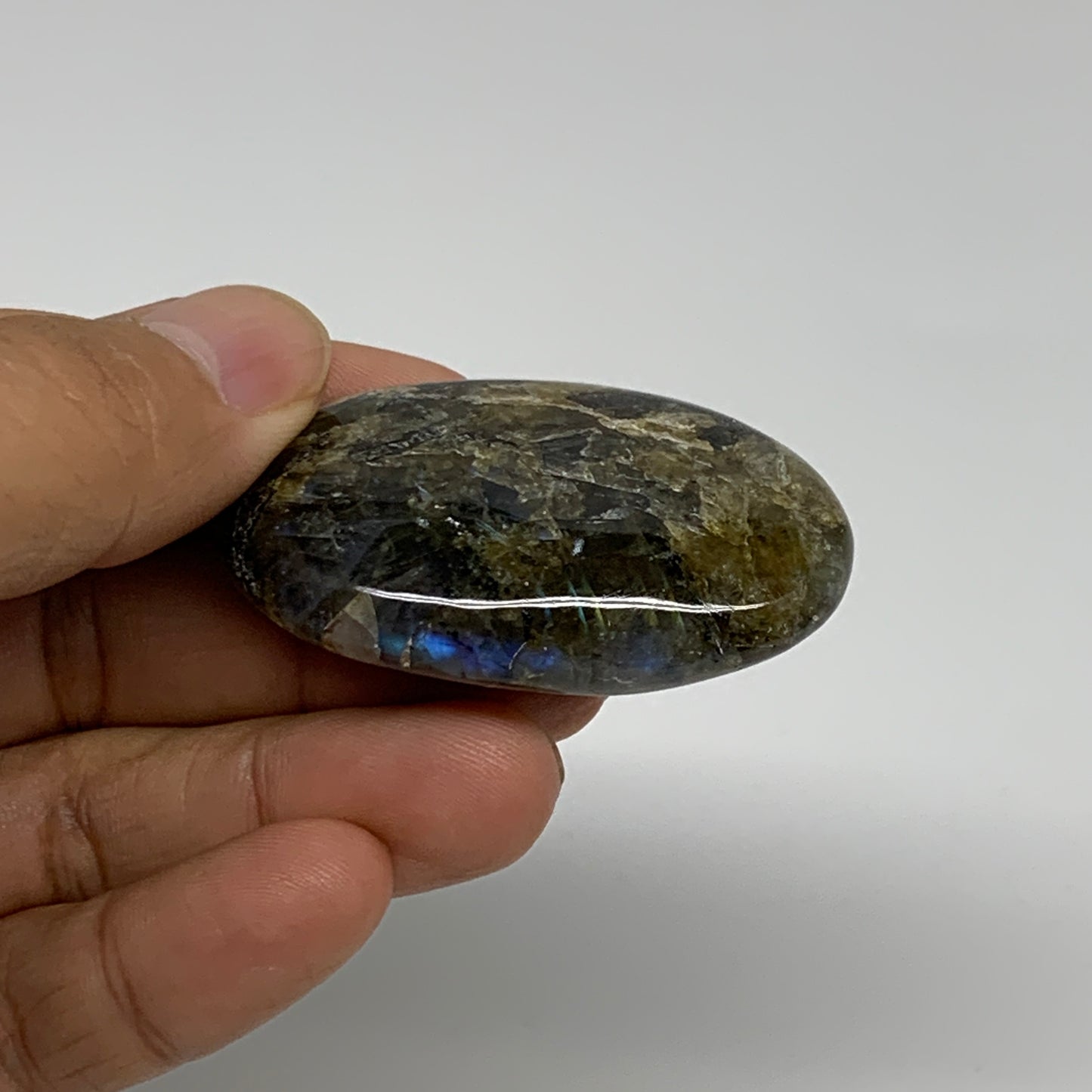 127.4g, 2"-2", 3pcs, Labradorite Palm-stone Polished Gemstone, B35541