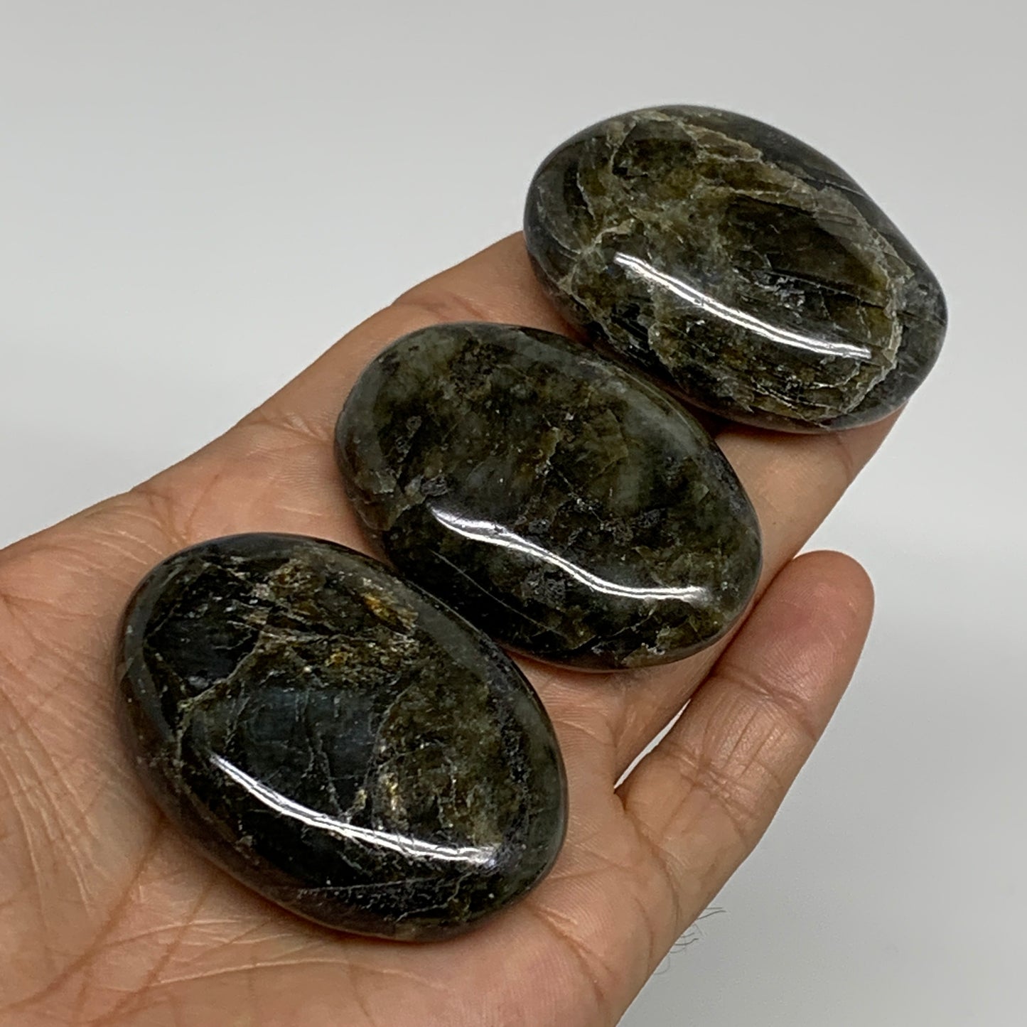 153.2g, 2"-2", 3pcs, Labradorite Palm-stone Polished Gemstone, B35542