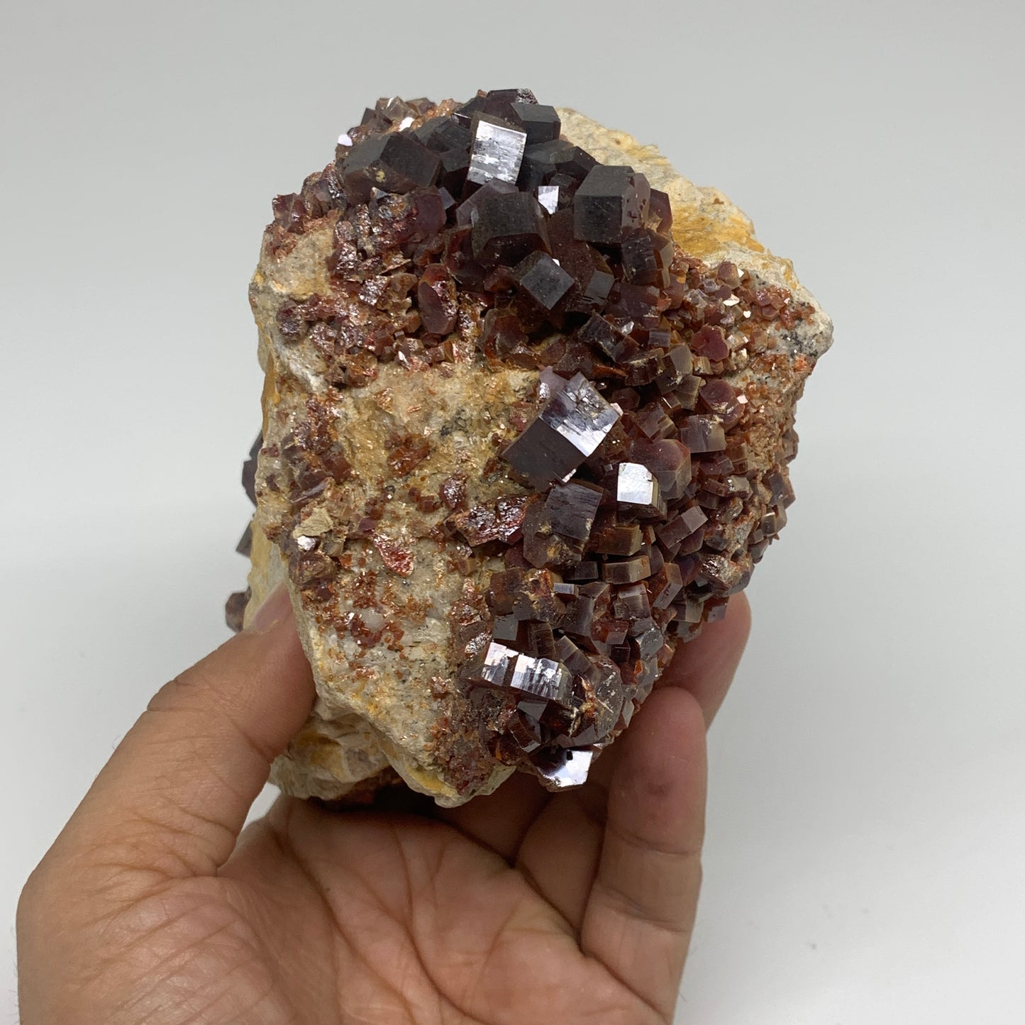 3.56 lbs, 5.2"x4"x3.1", Vanadinite Crystals Cluster Mineral Specimens, B33996