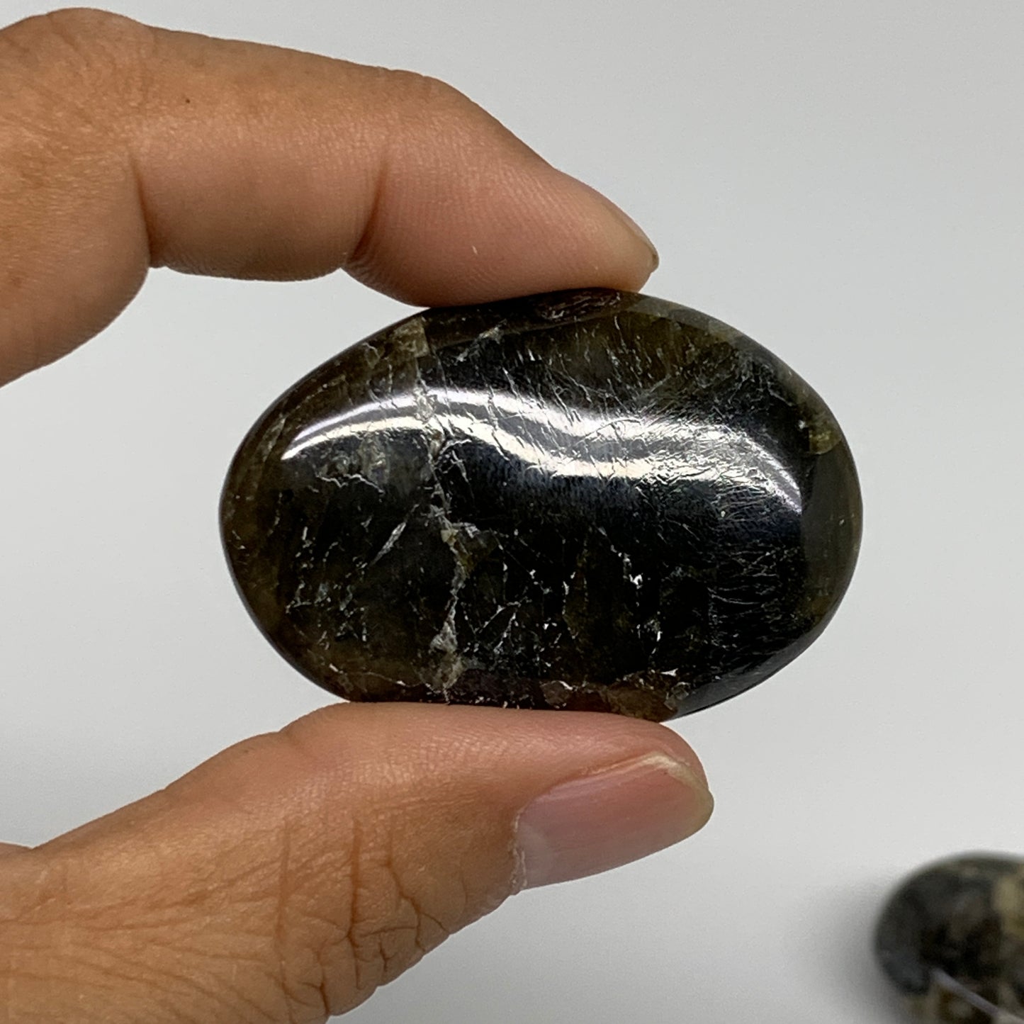 176.7g, 1.8"-1.9", 5pcs, Labradorite Palm-stone Polished Gemstone, B35543