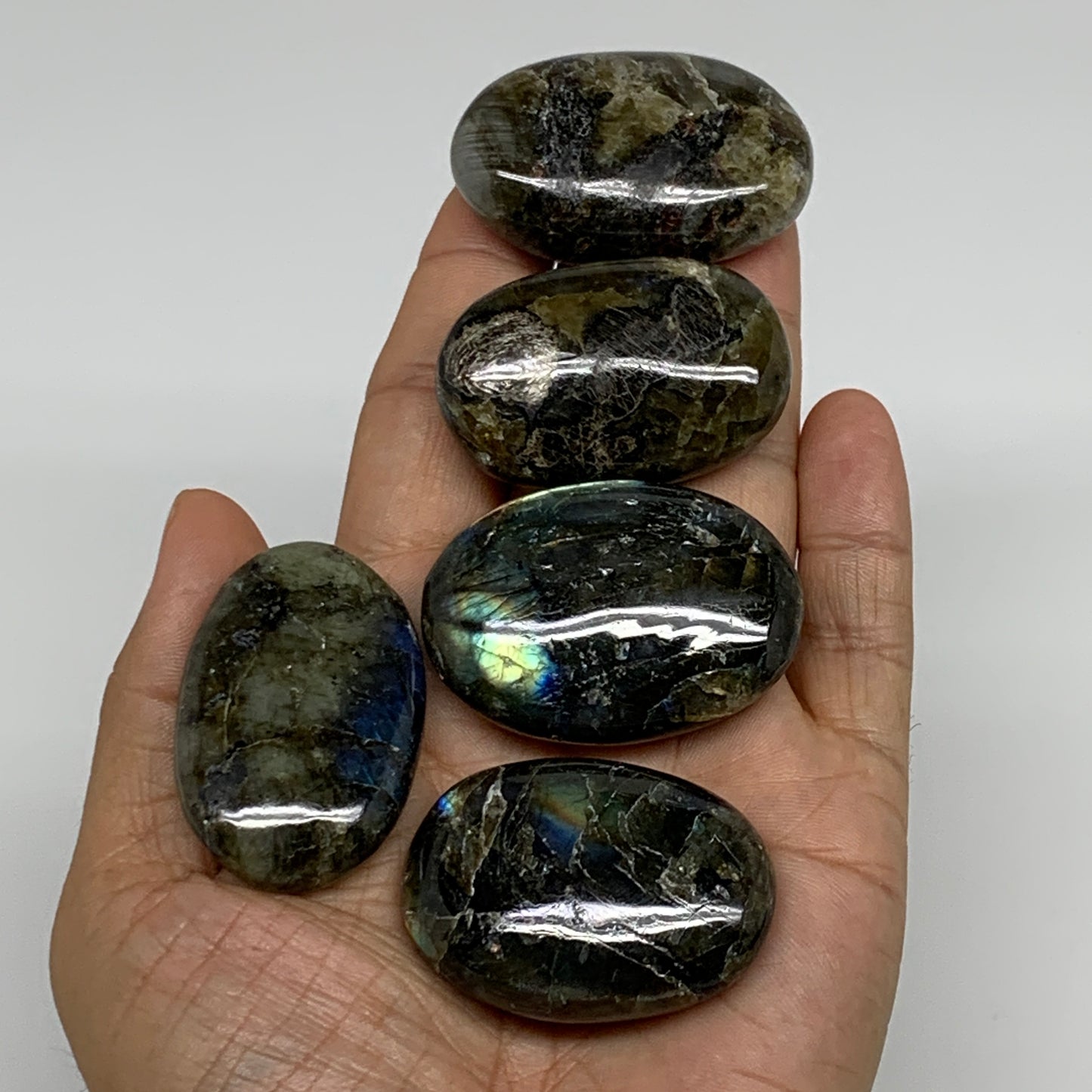 165.5g, 1.7"-1.8", 5pcs, Labradorite Palm-stone Polished Gemstone, B35544