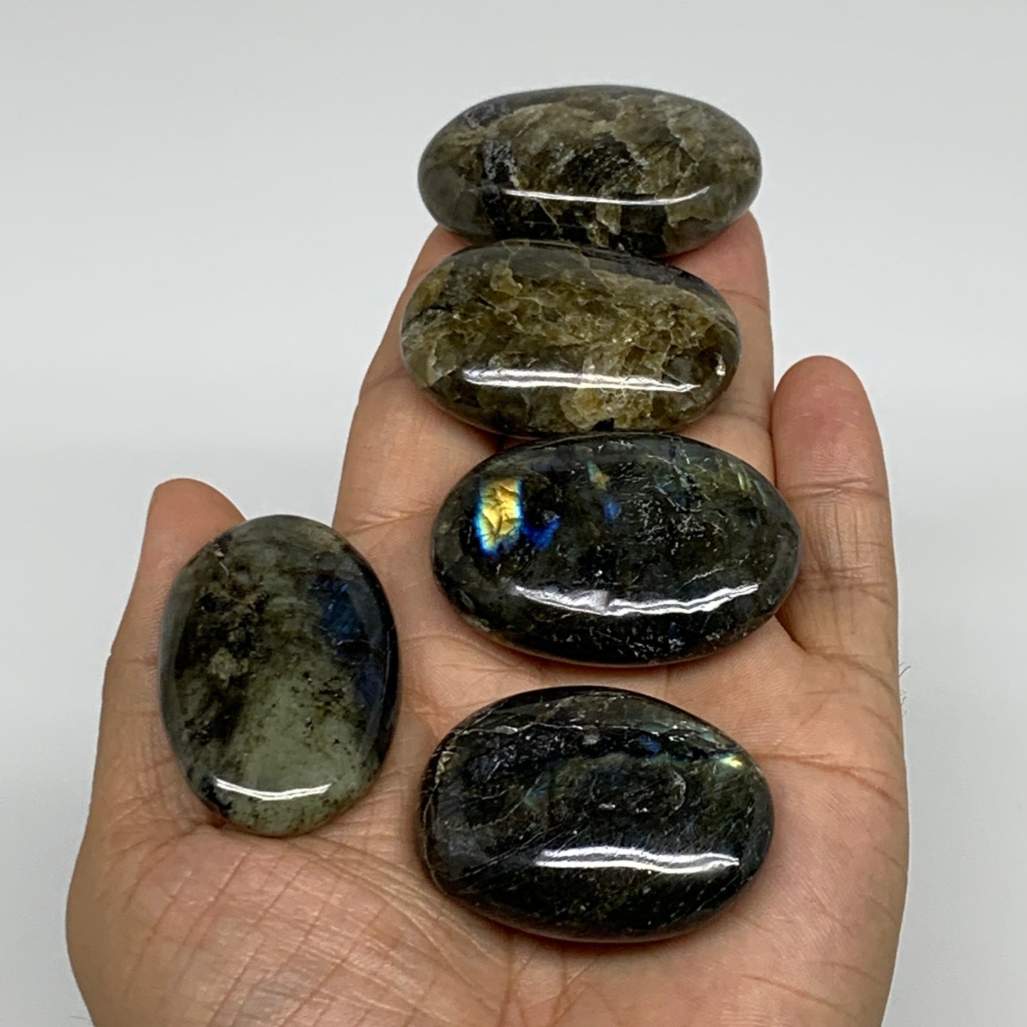 165.5g, 1.7"-1.8", 5pcs, Labradorite Palm-stone Polished Gemstone, B35544
