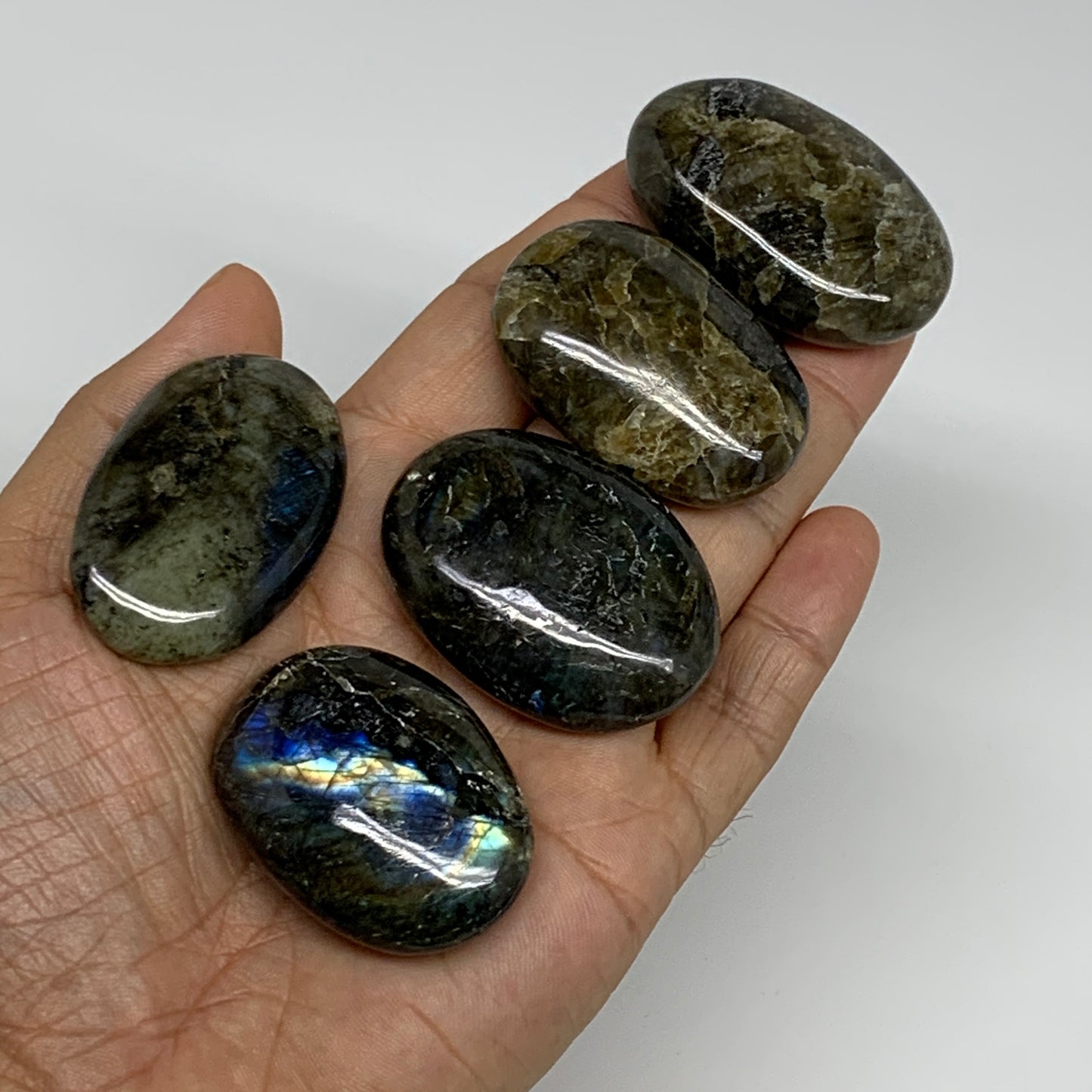 165.5g, 1.7"-1.8", 5pcs, Labradorite Palm-stone Polished Gemstone, B35544