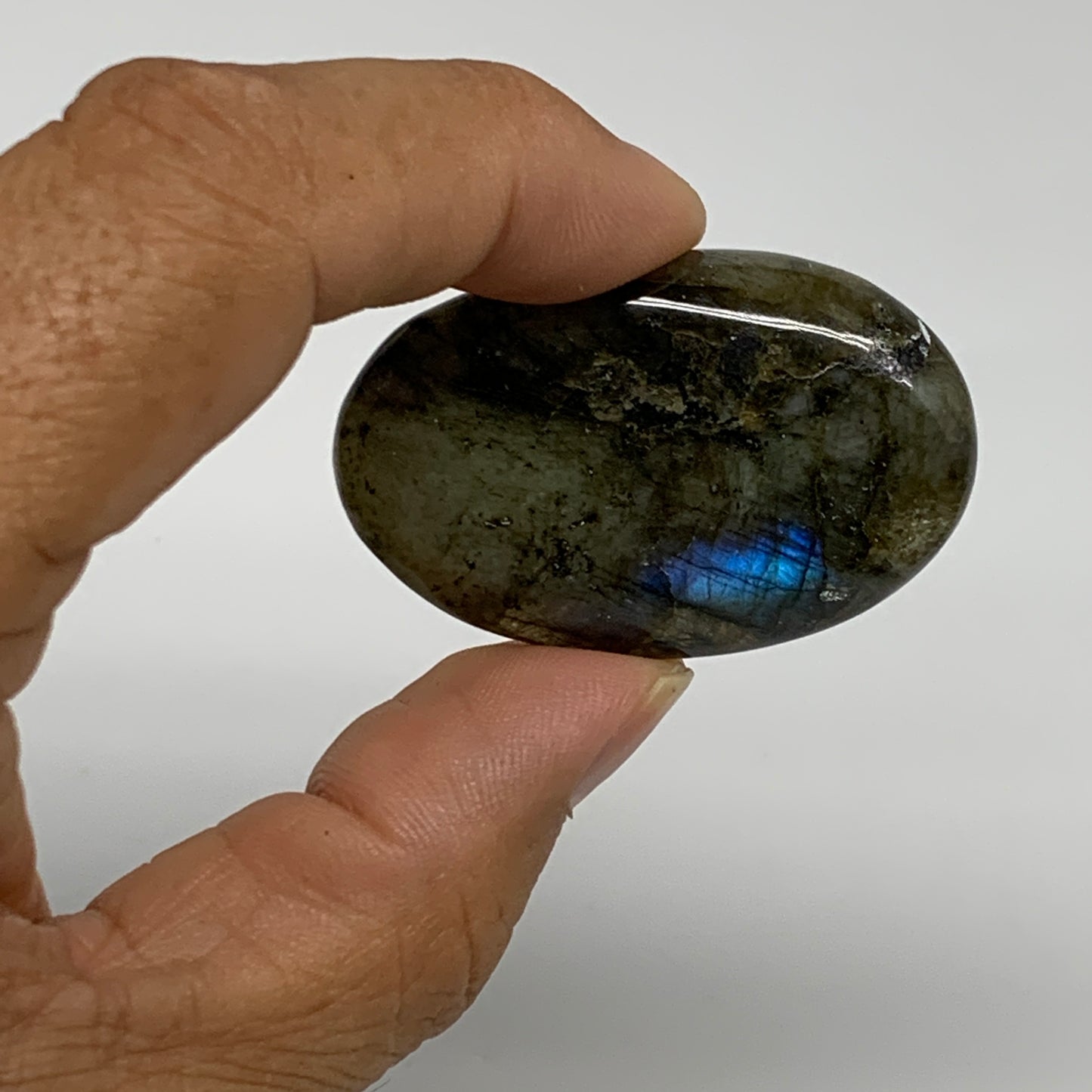 165.5g, 1.7"-1.8", 5pcs, Labradorite Palm-stone Polished Gemstone, B35544