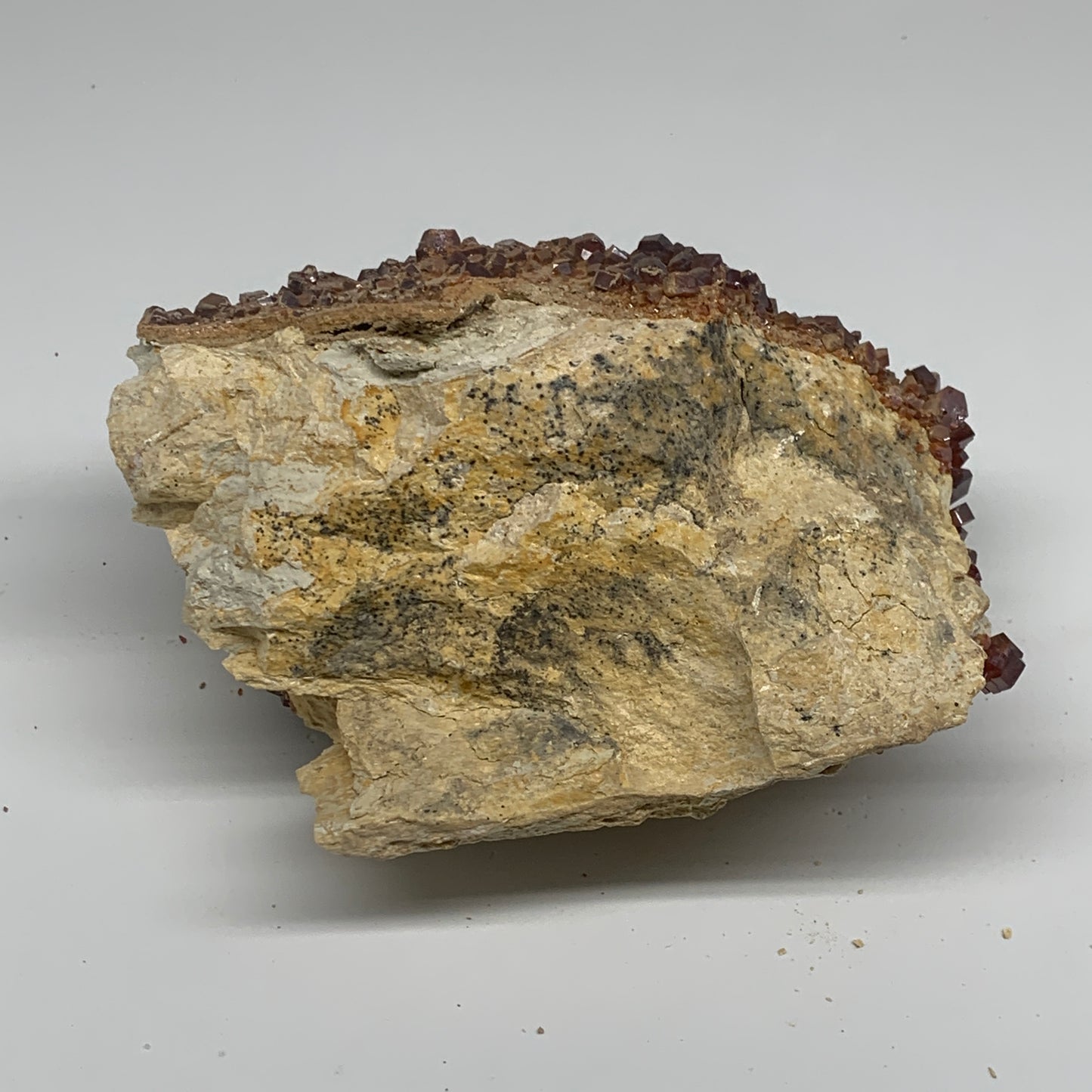 3 lbs, 5.7"x5"x2.8", Vanadinite Crystals Cluster Mineral Specimens, B34000