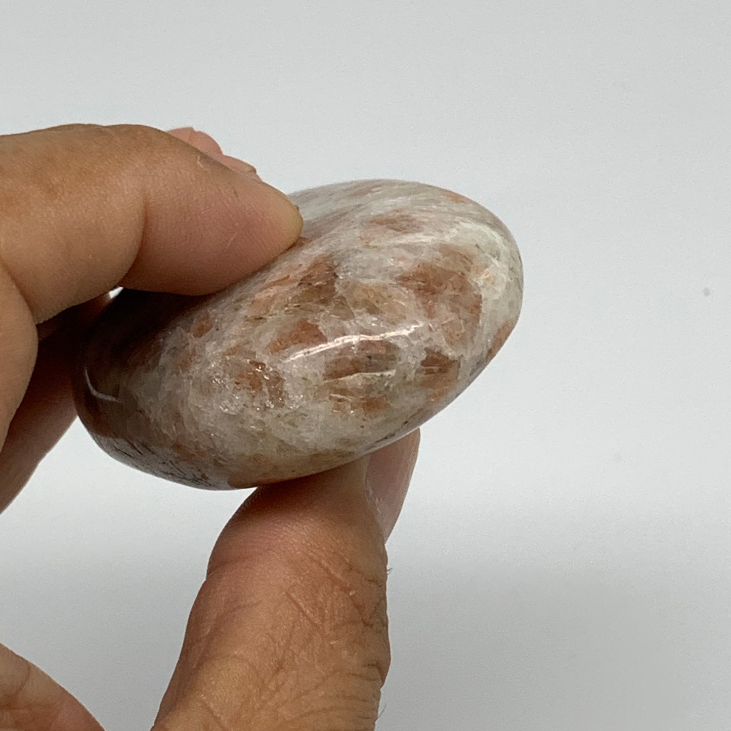 105.2g, 2.6"x1.8"x0.9", Natural Sunstone Palm-Stone Polished from India, B34786