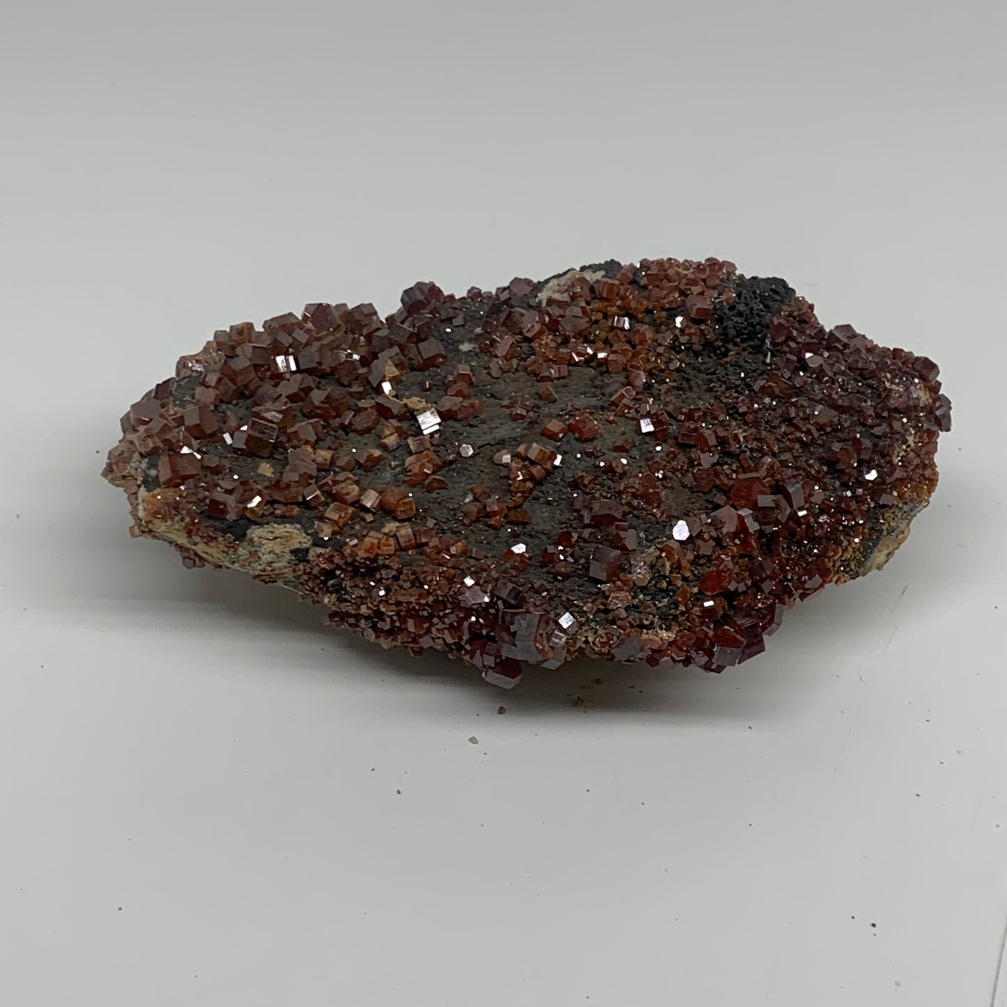 2.83 lbs, 6.5"x3.8"x2.1", Vanadinite Crystals Cluster Mineral Specimens, B34001