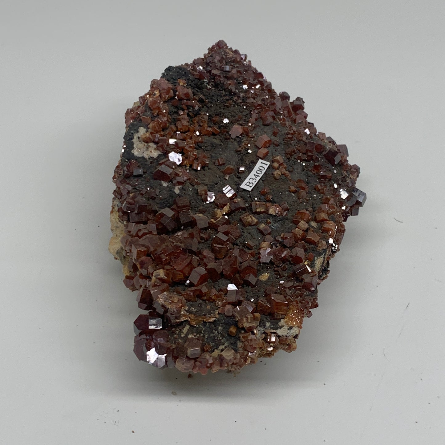 2.83 lbs, 6.5"x3.8"x2.1", Vanadinite Crystals Cluster Mineral Specimens, B34001